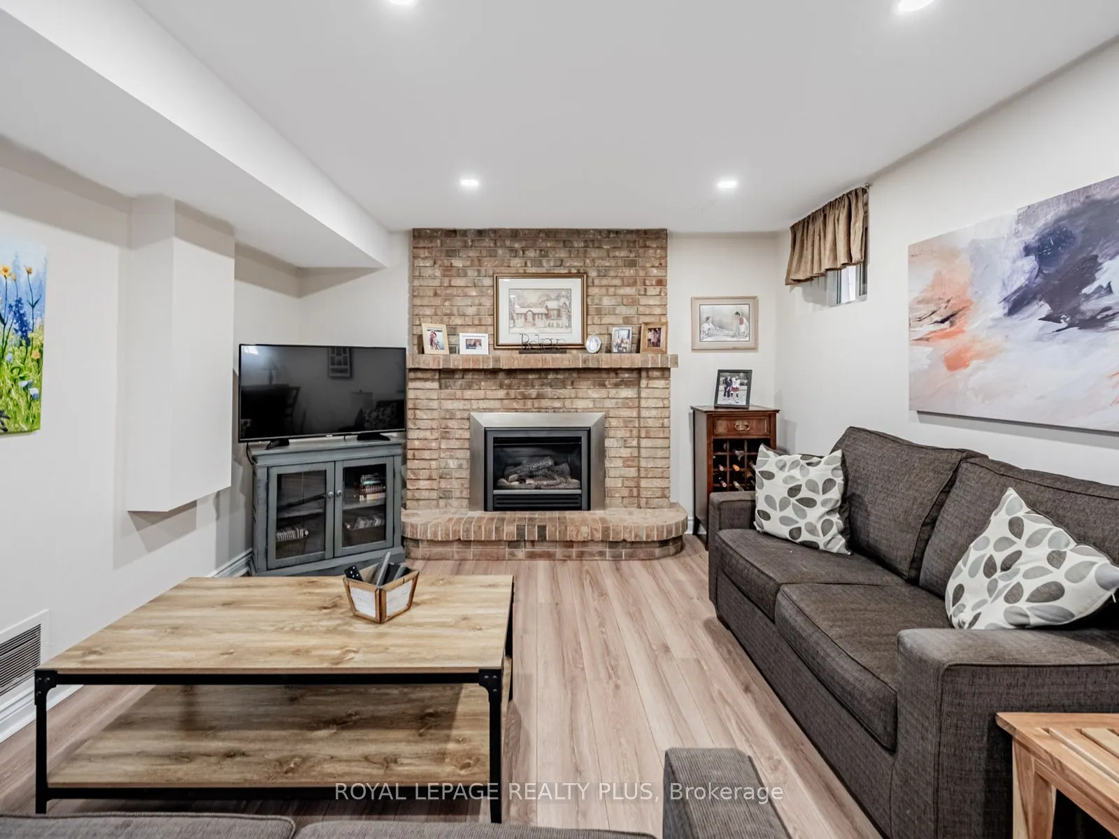 4097 Trapper Crescent