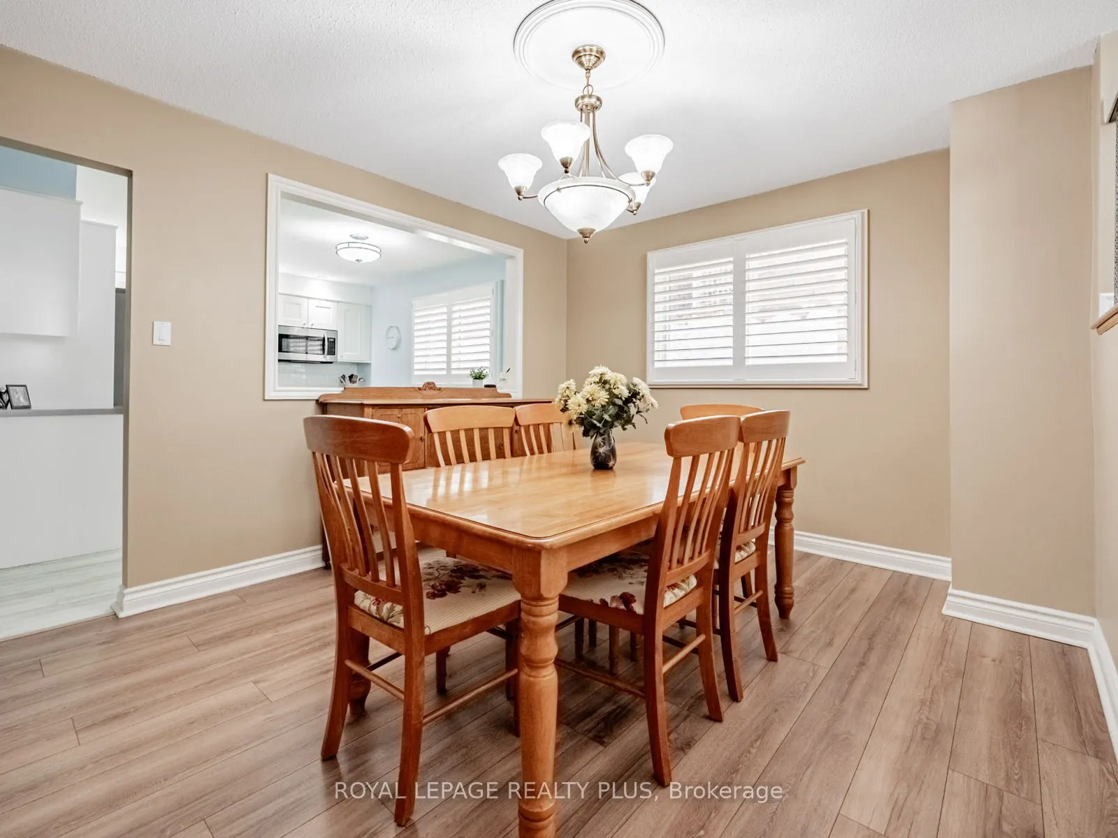 4097 Trapper Crescent