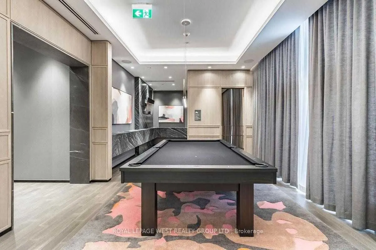 7 Mabelle Avenue, #1605