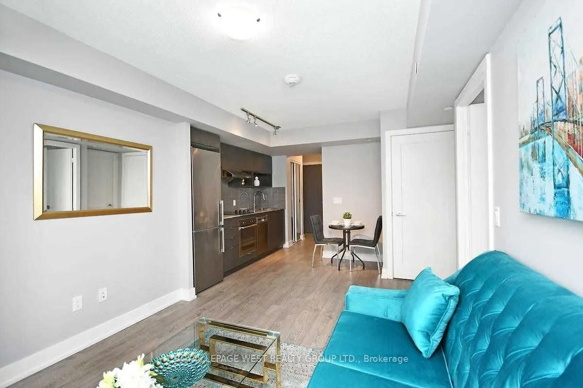 7 Mabelle Avenue, #1605