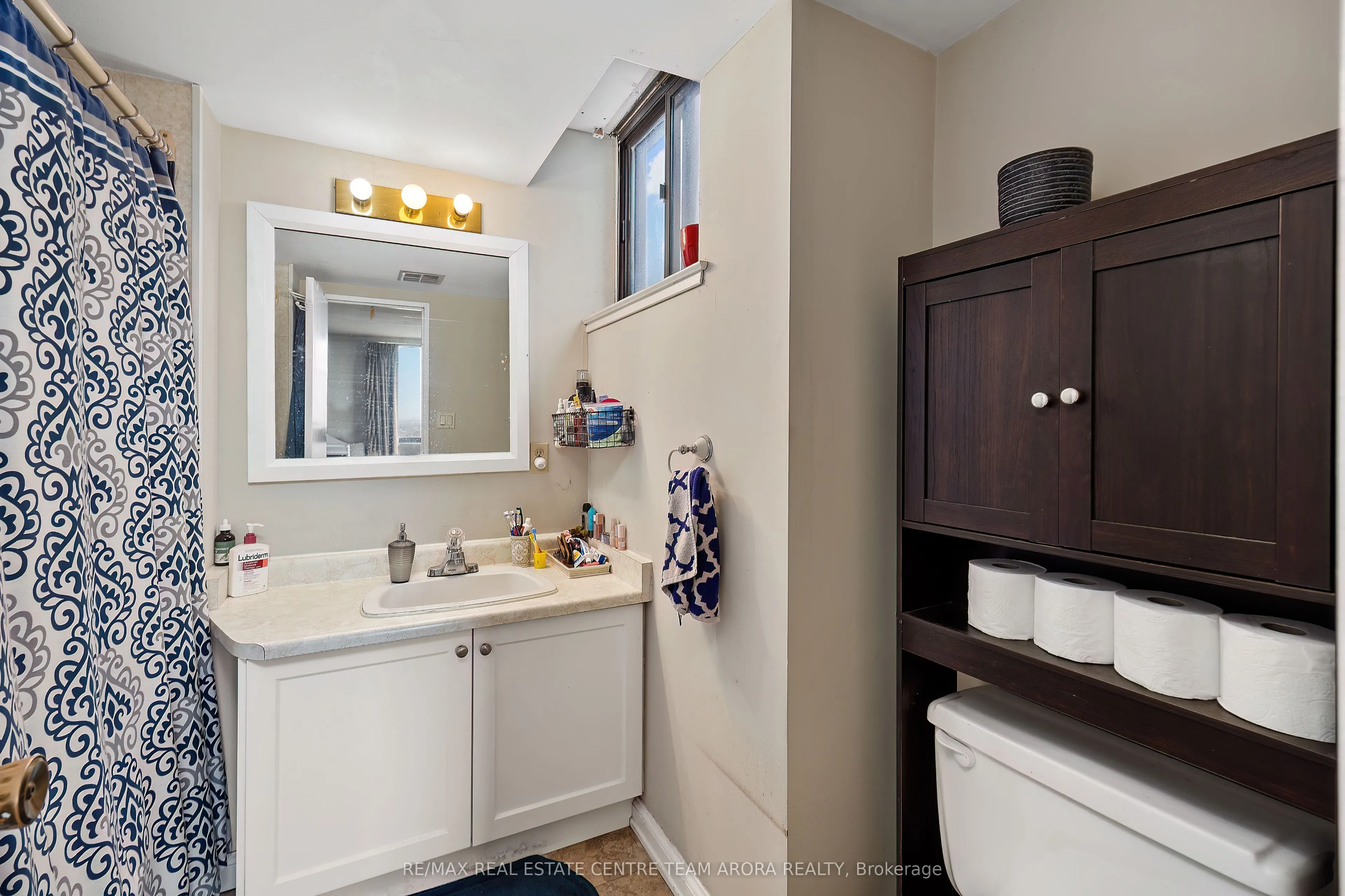 200 Robert Speck Parkway, #1202