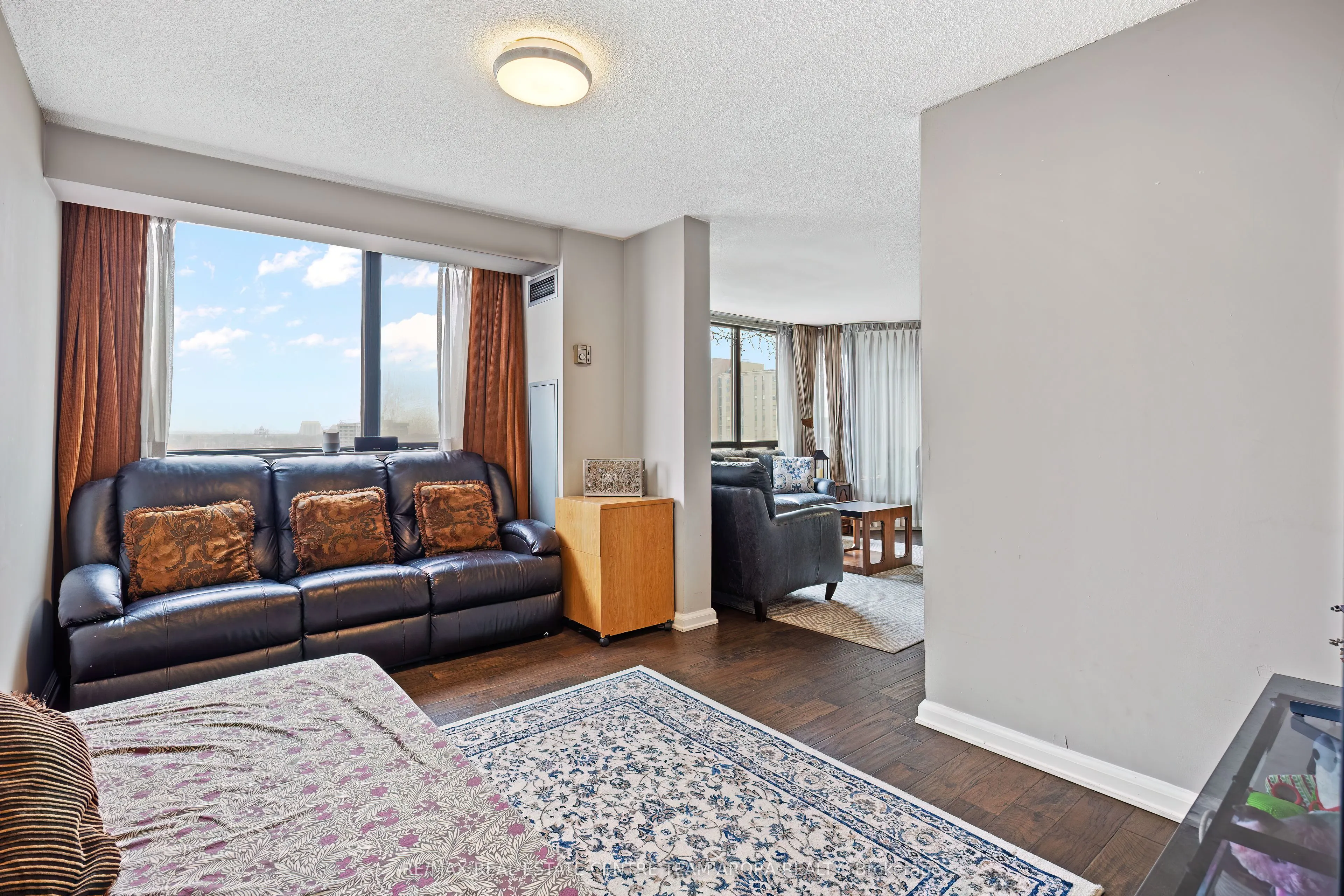 200 Robert Speck Parkway, #1202