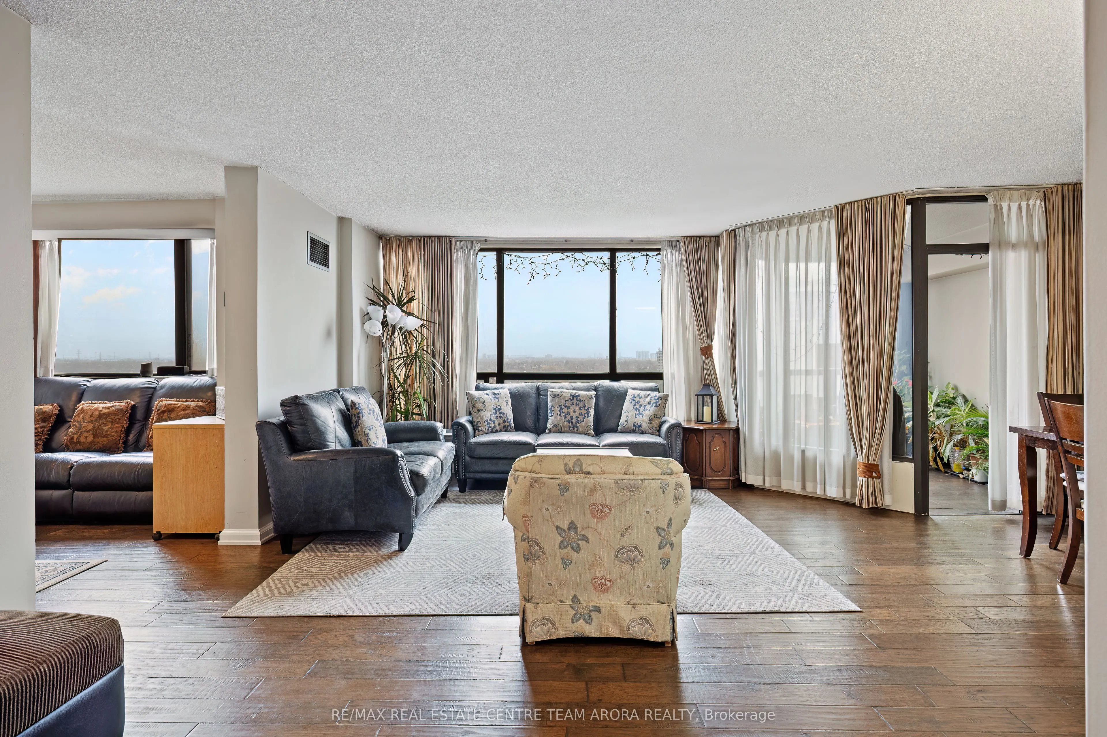 200 Robert Speck Parkway, #1202