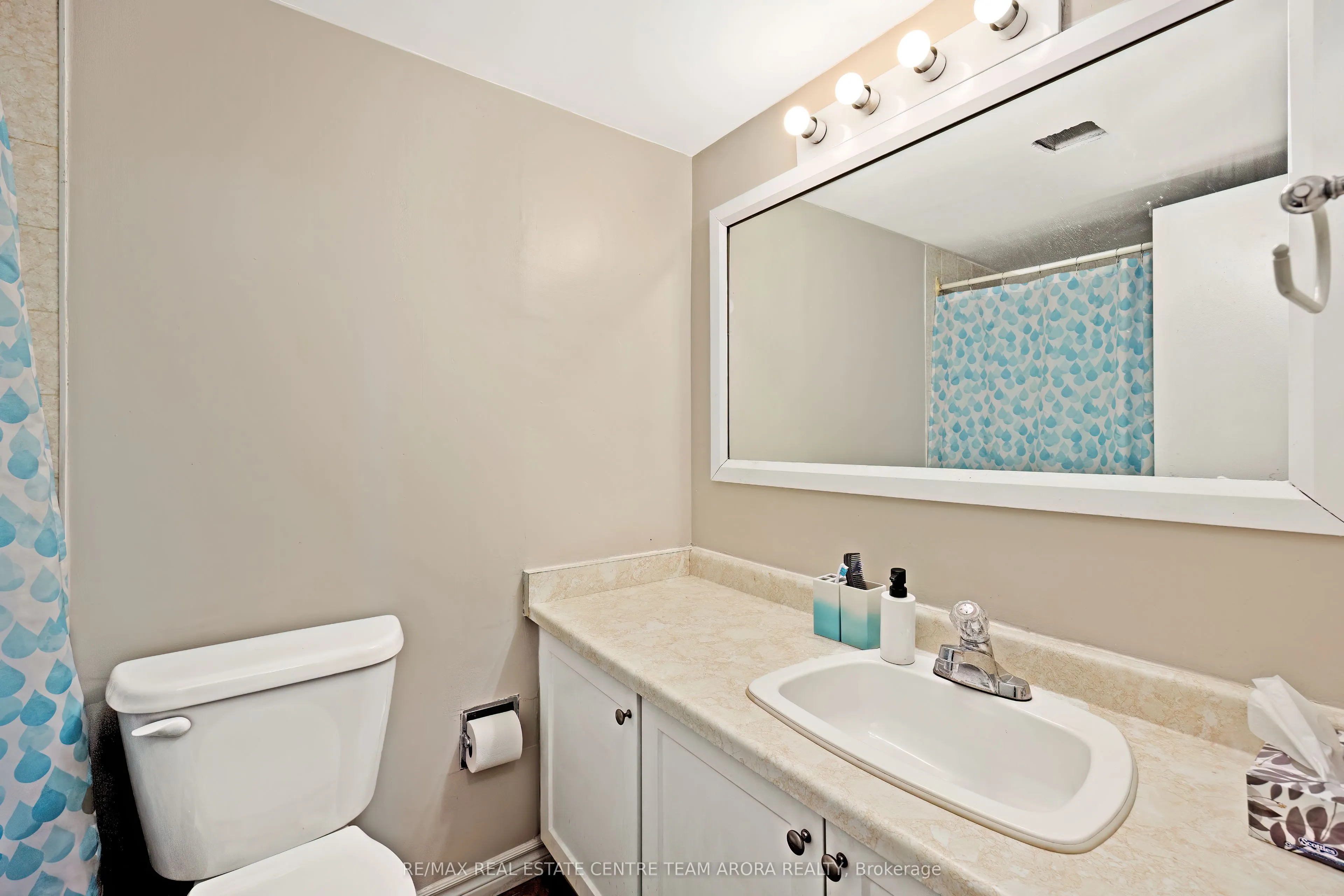 200 Robert Speck Parkway, #1202