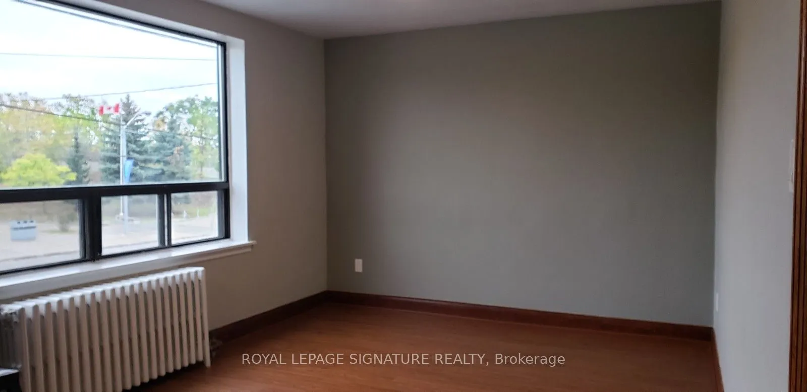3775 Lake Shore Boulevard W