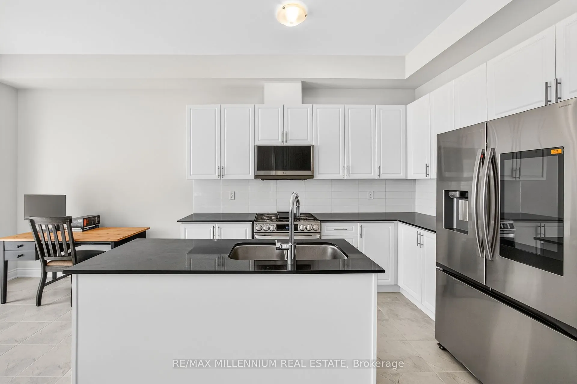 1208 Anthonia Trail