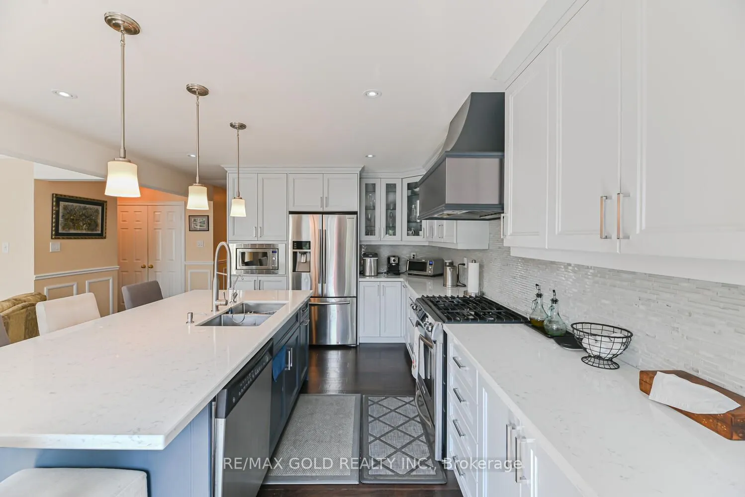 4554 Willow Creek Drive