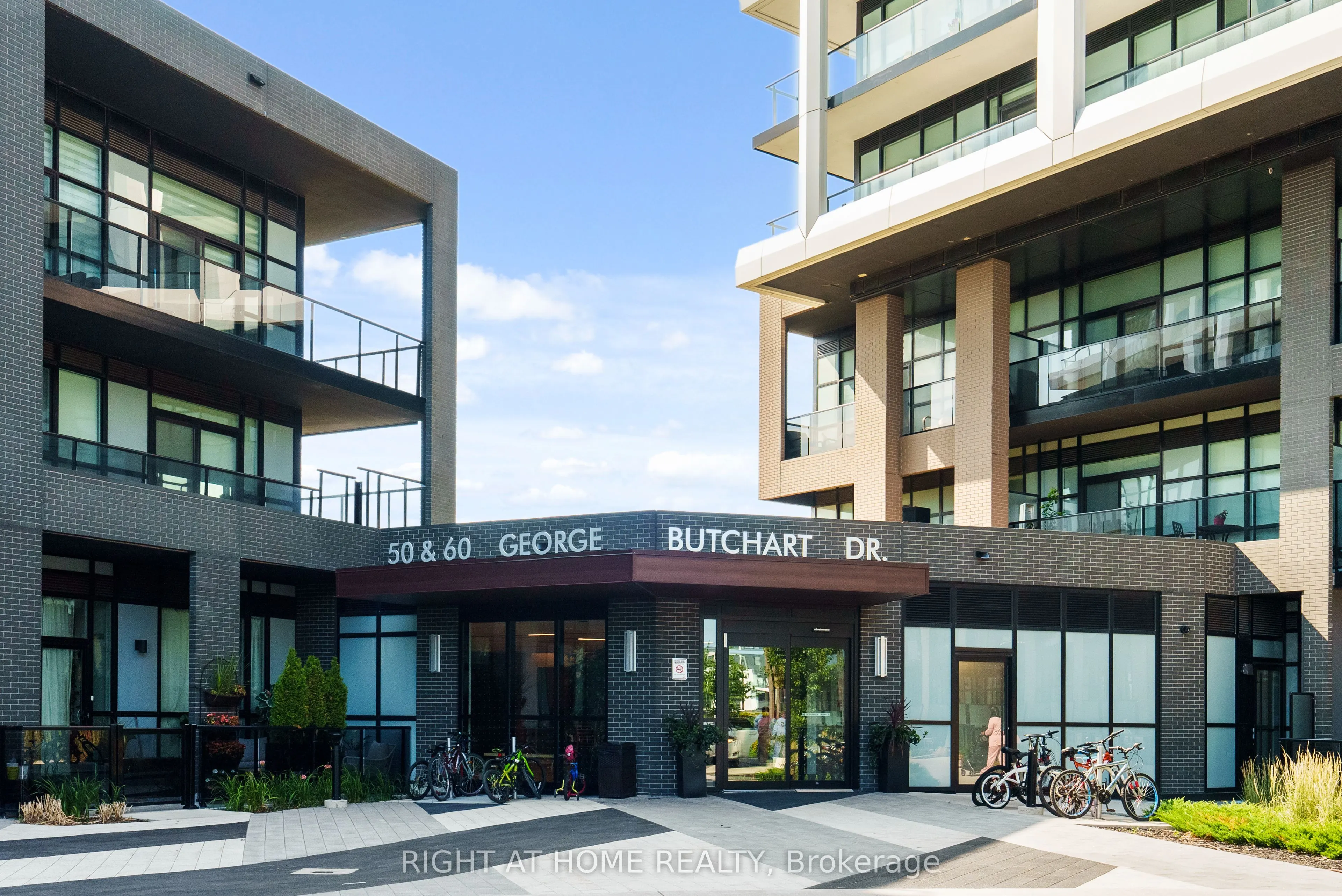 60 George Butchart Drive, #509