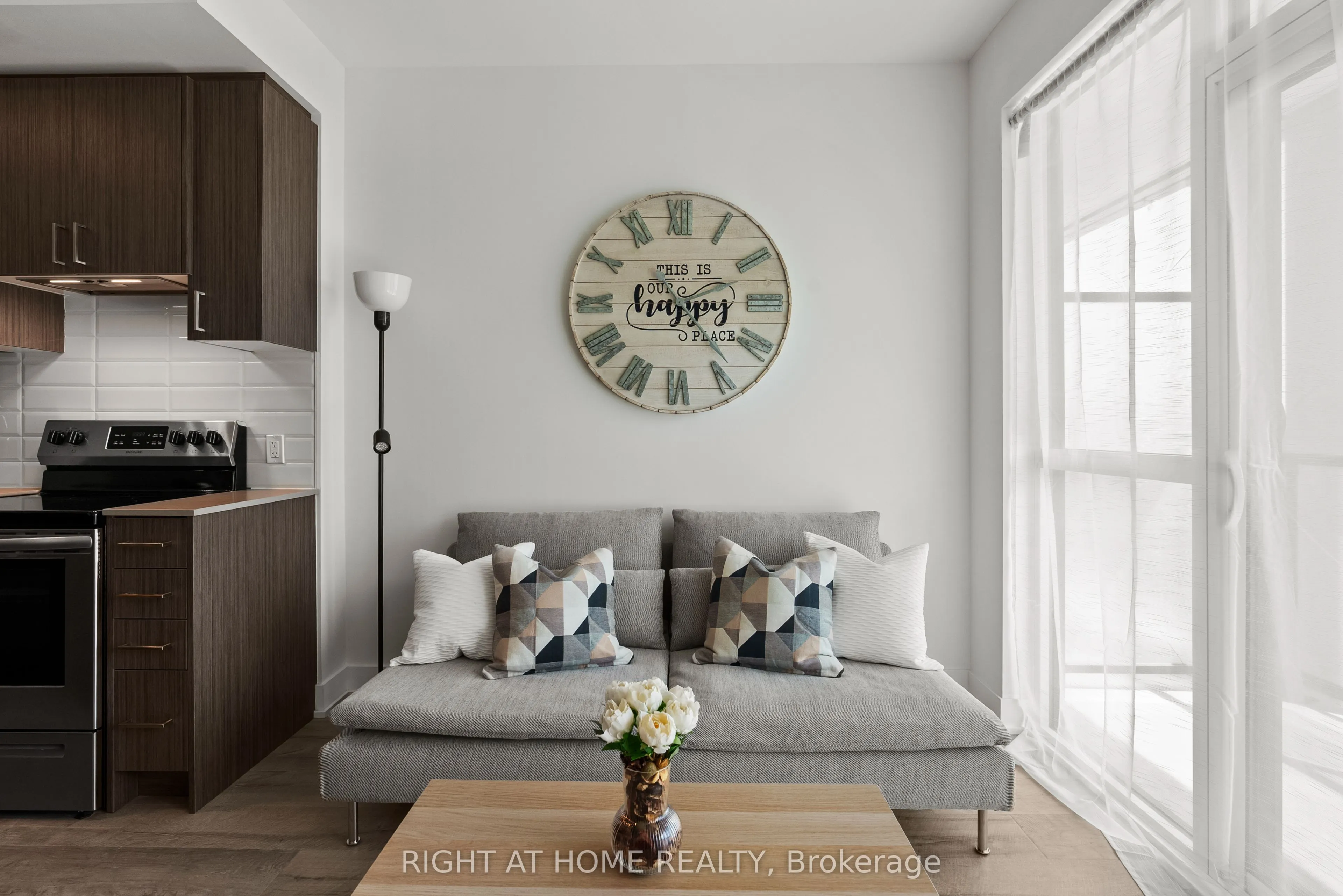 60 George Butchart Drive, #509