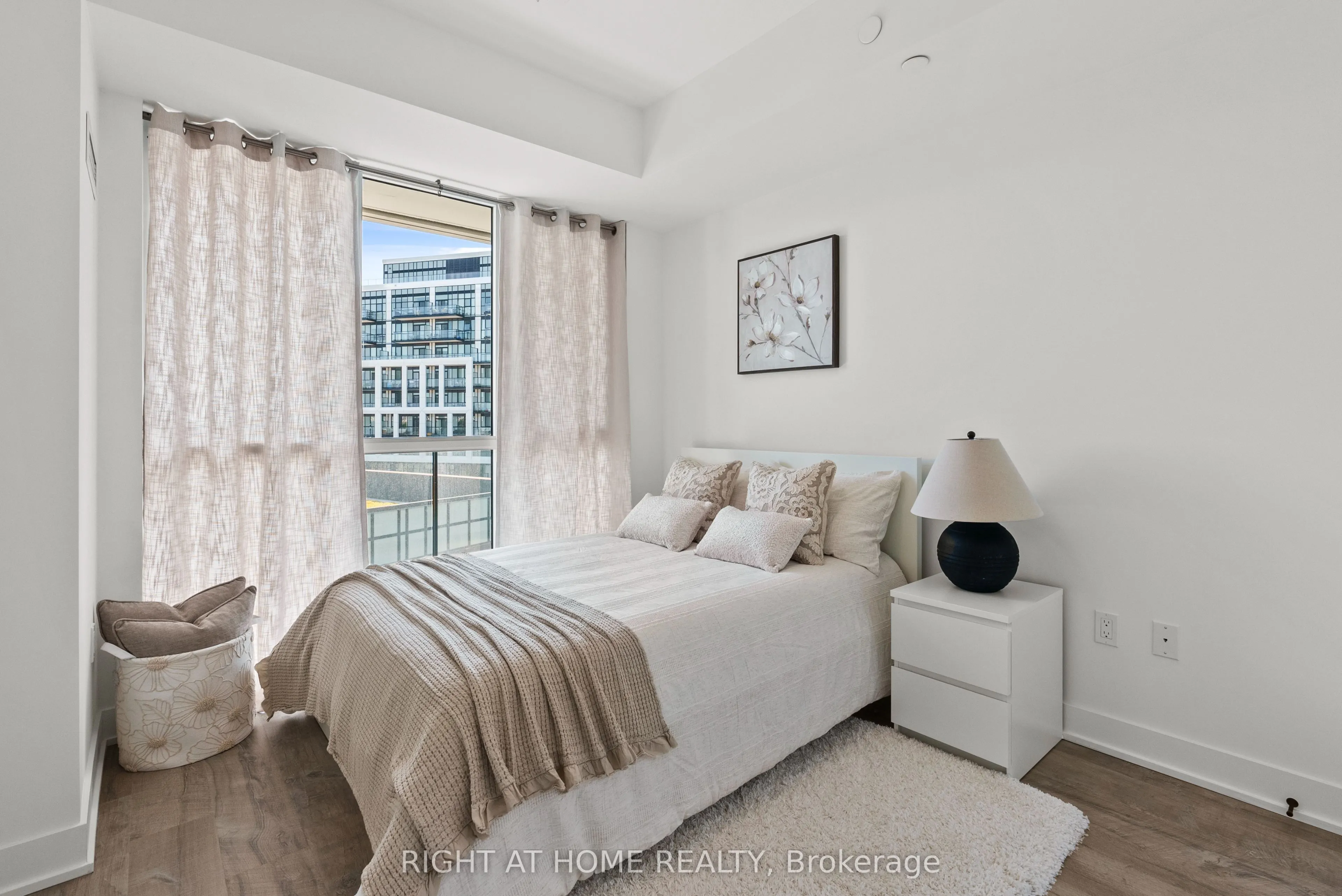 60 George Butchart Drive, #509