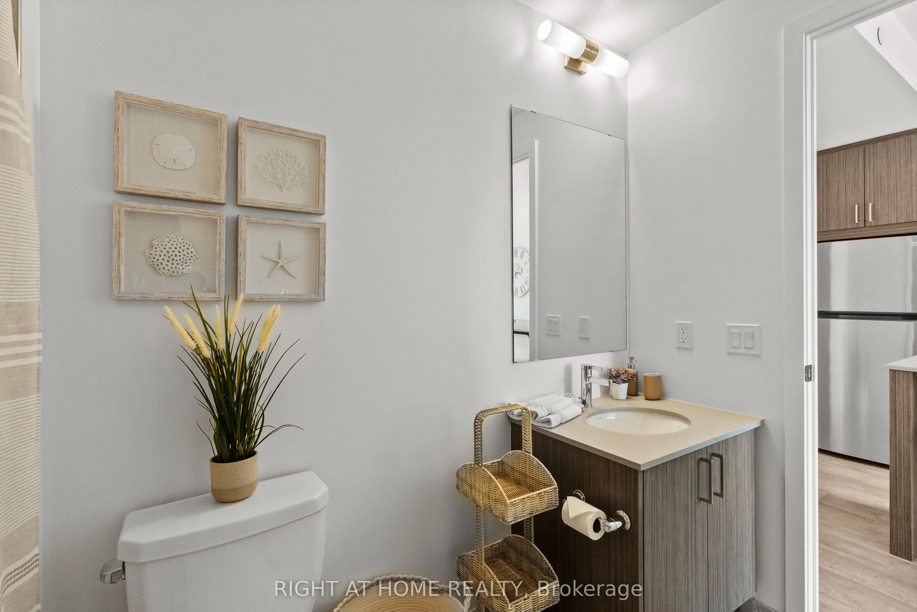 60 George Butchart Drive, #509
