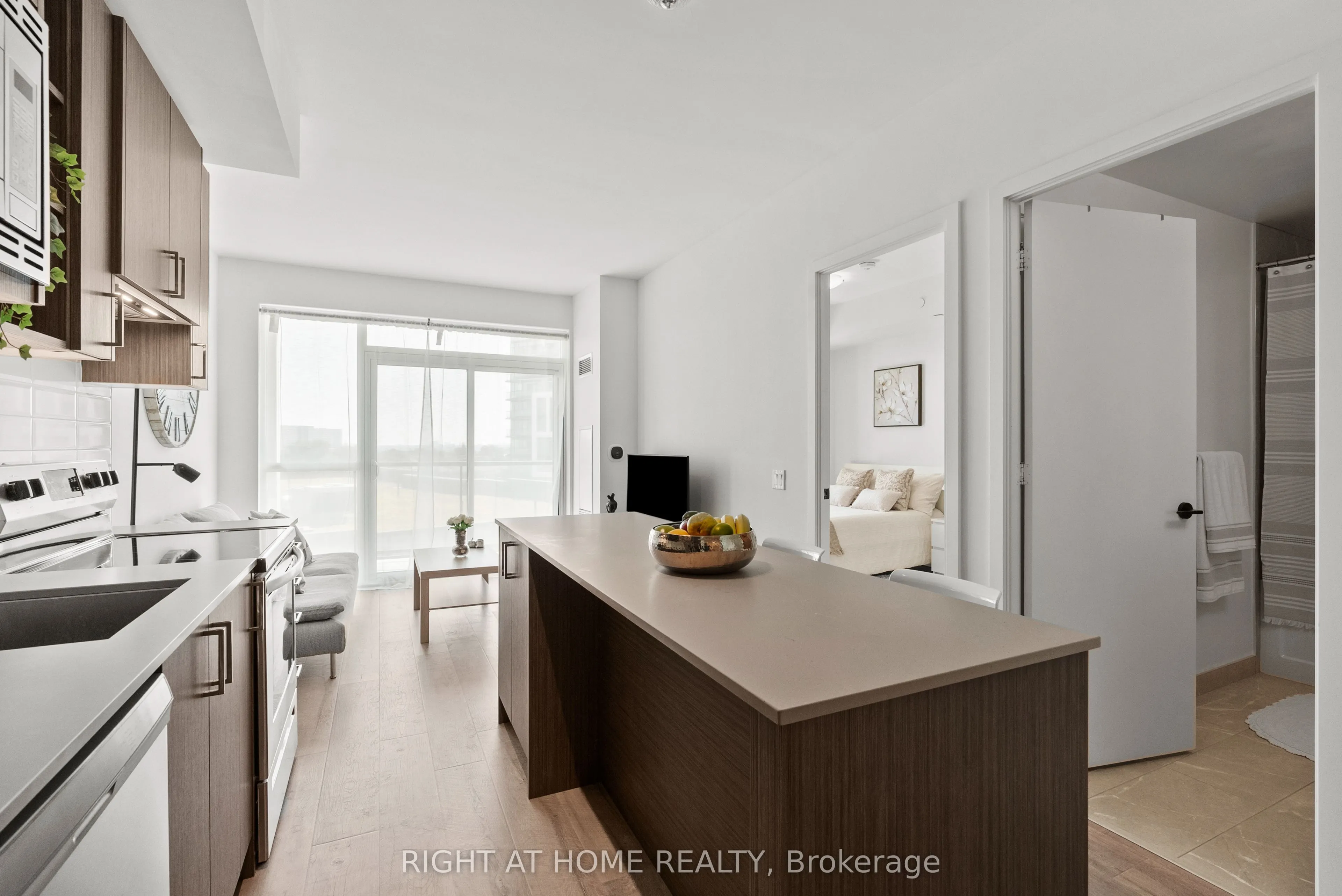 60 George Butchart Drive, #509