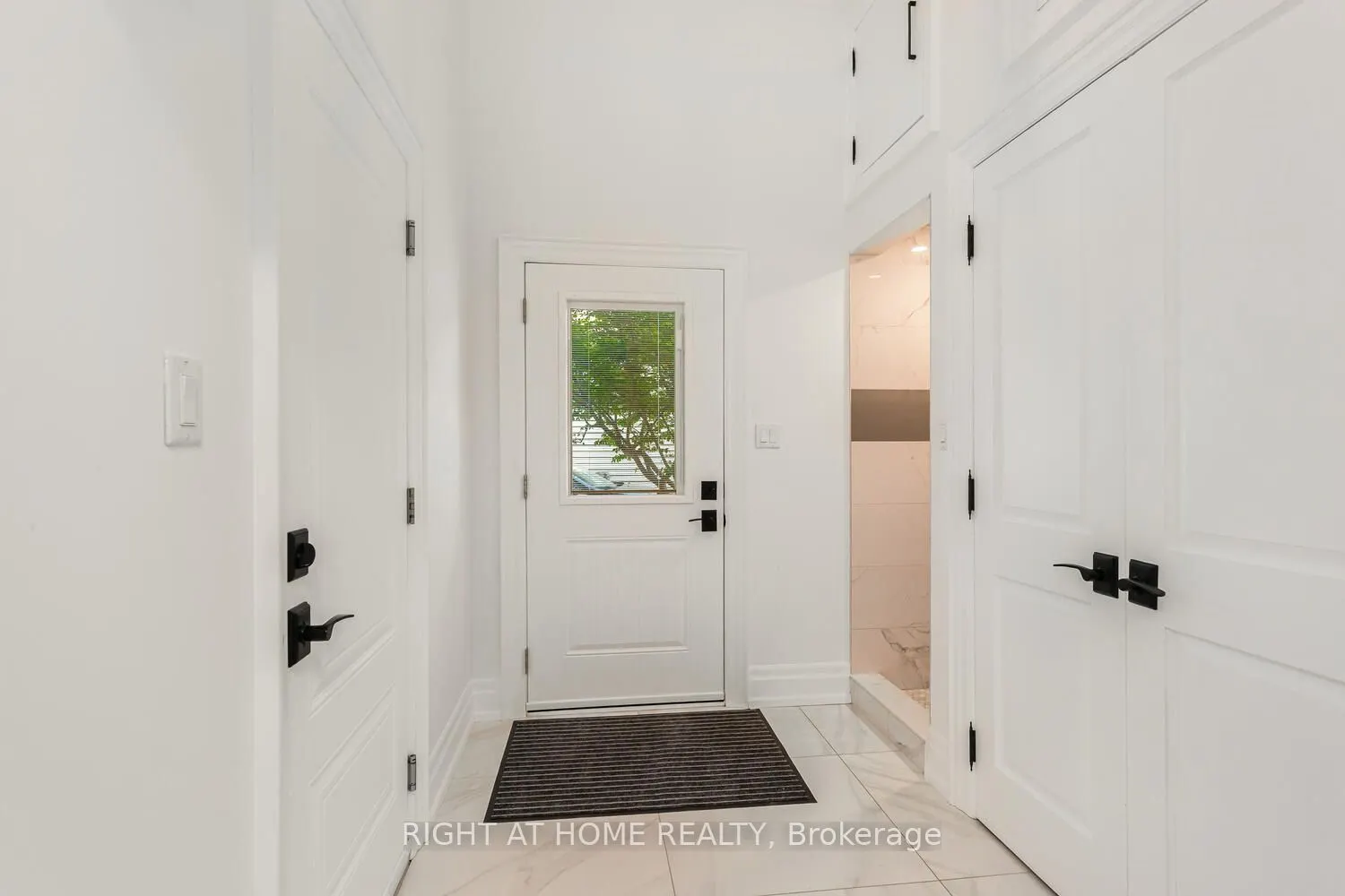 1220 Meredith Avenue