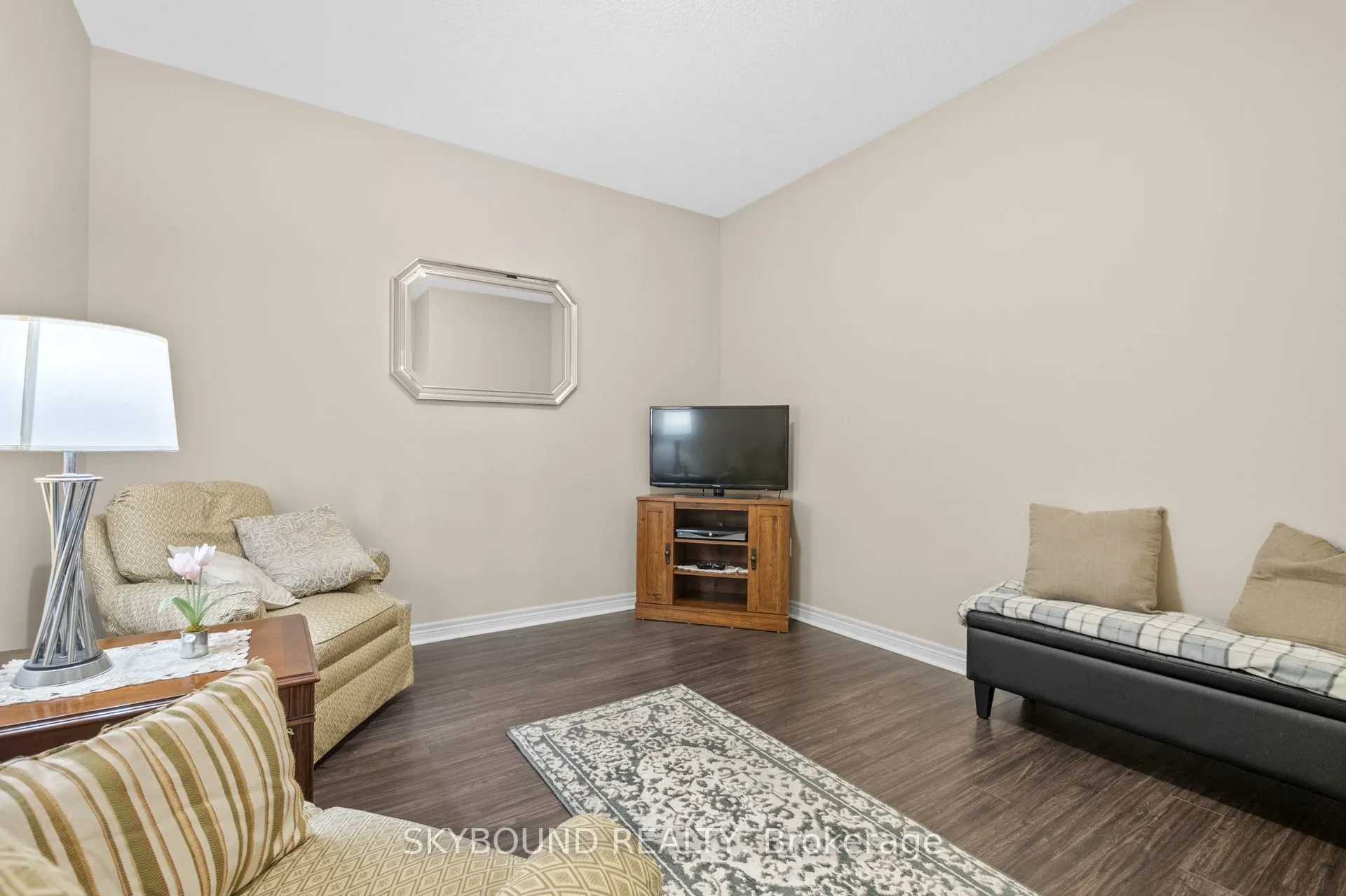 33 Whitmer Street, #112
