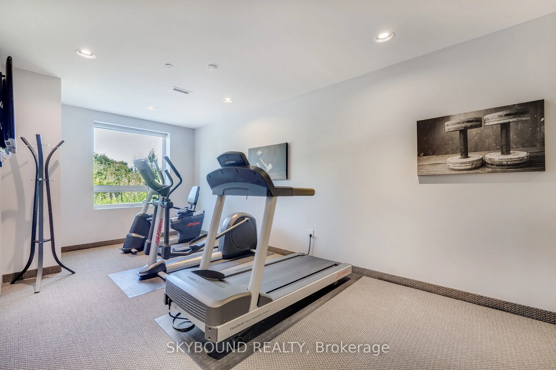 33 Whitmer Street, #112