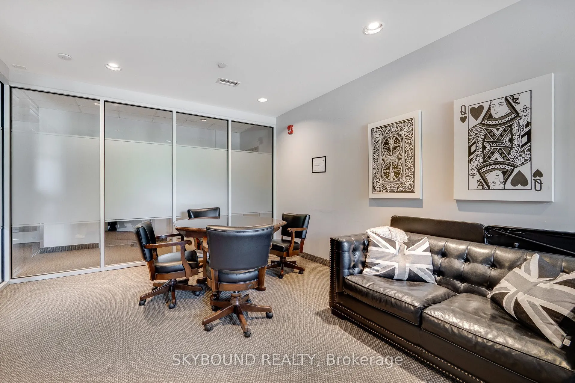 33 Whitmer Street, #112