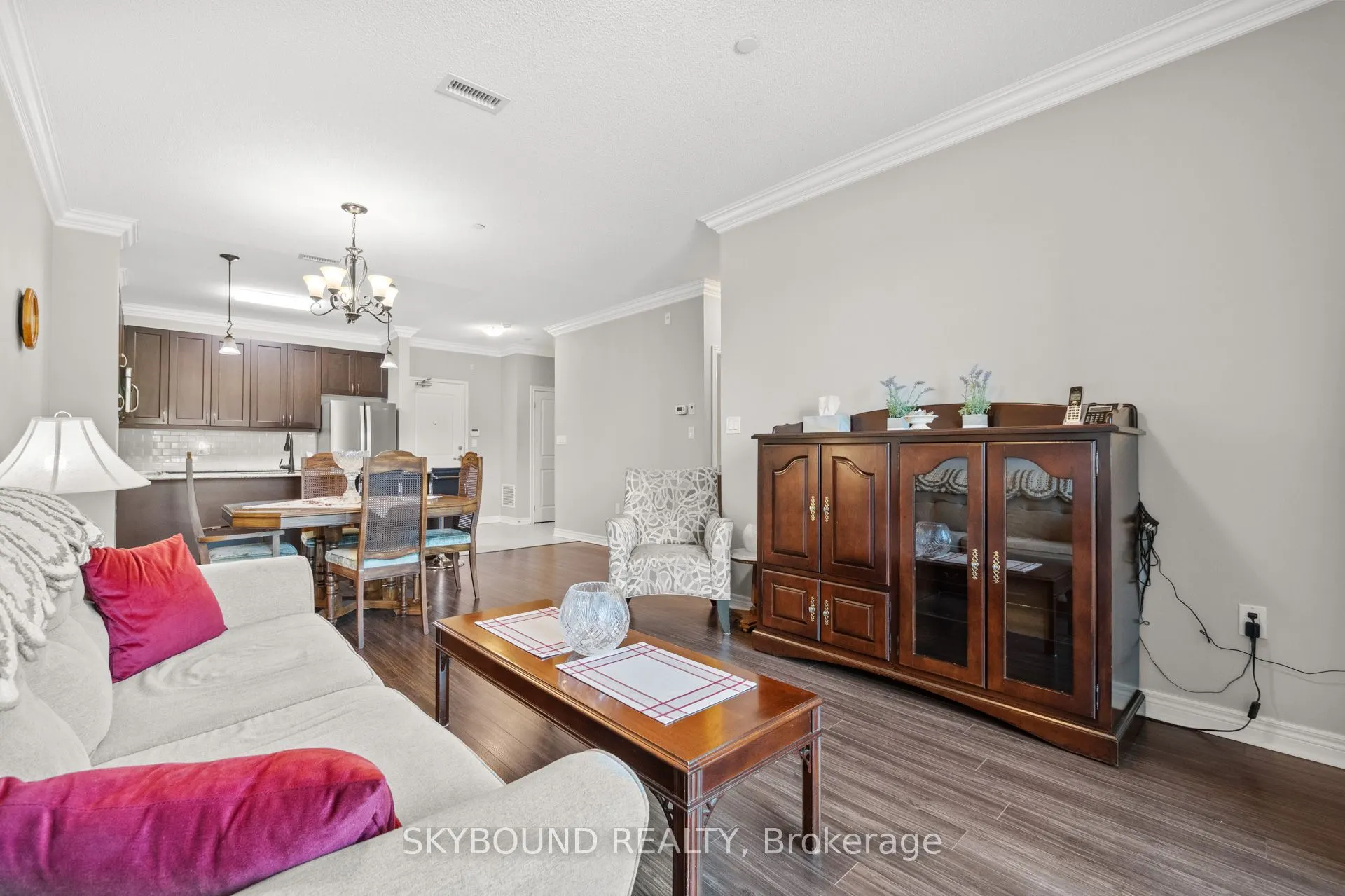 33 Whitmer Street, #112