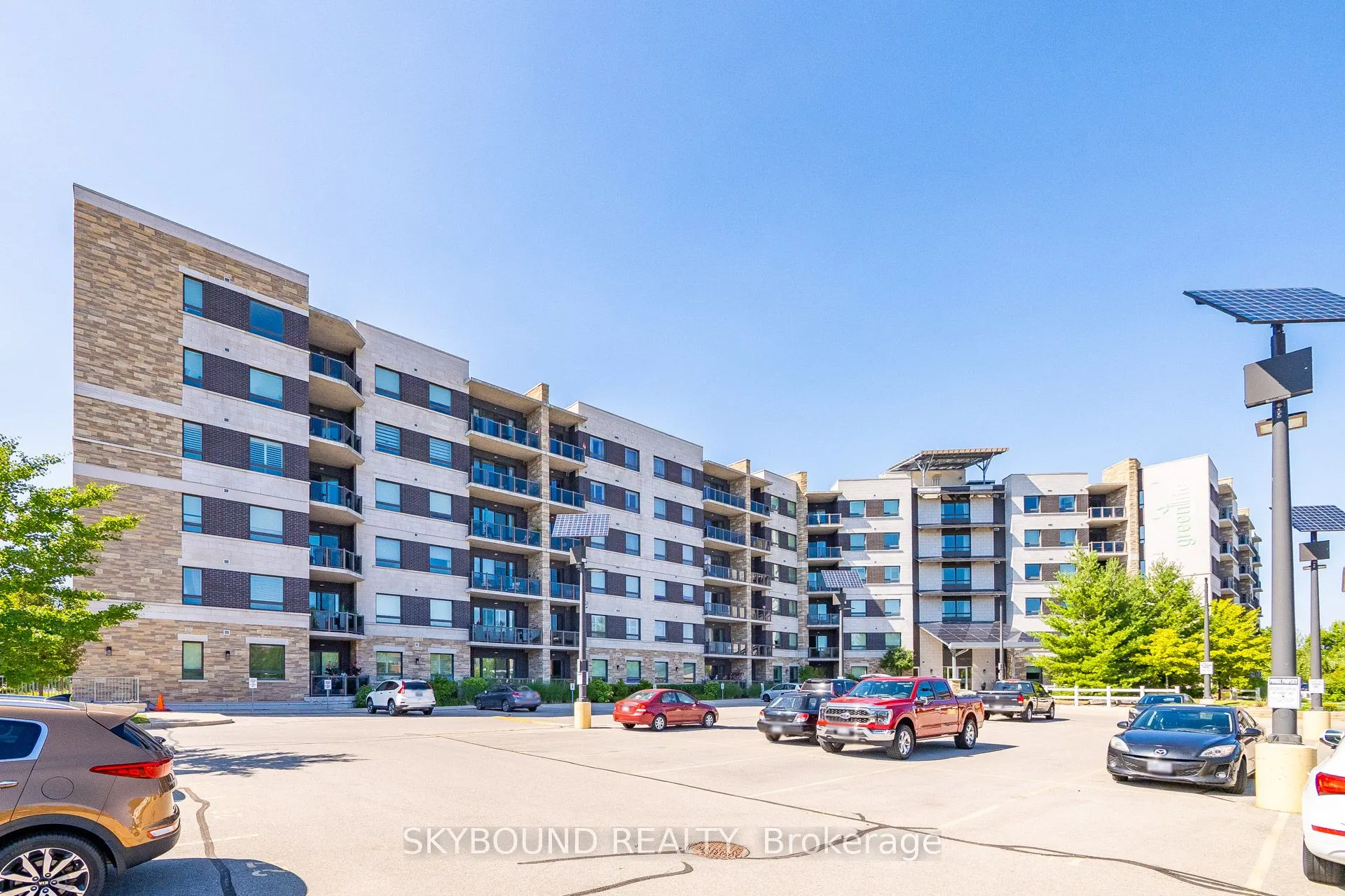 33 Whitmer Street, #112