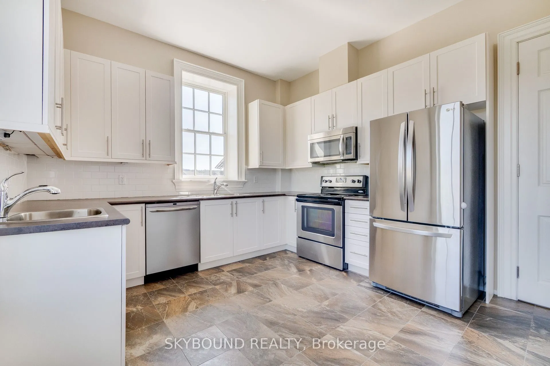 33 Whitmer Street, #112