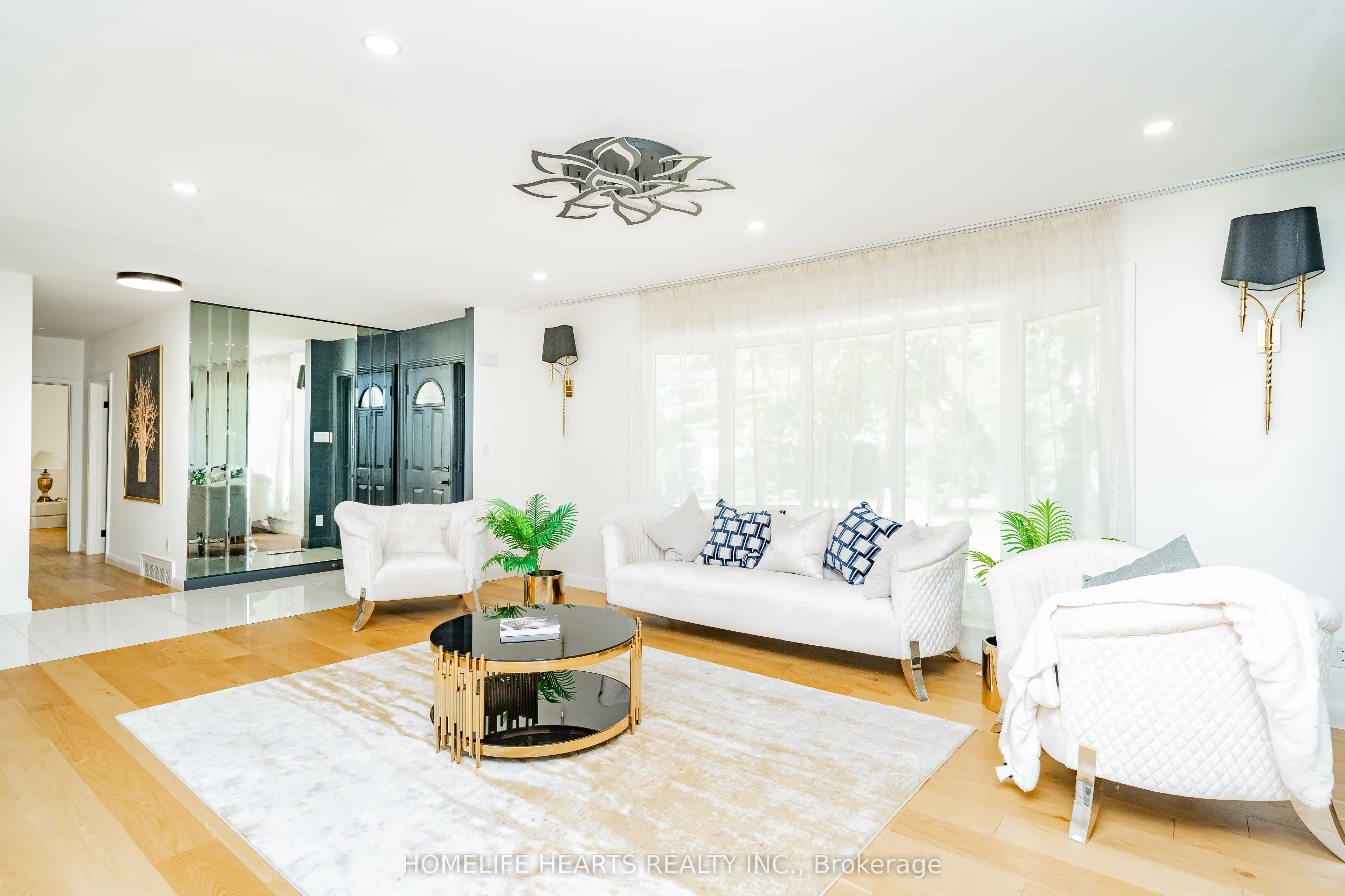 271 Wedgewood Drive