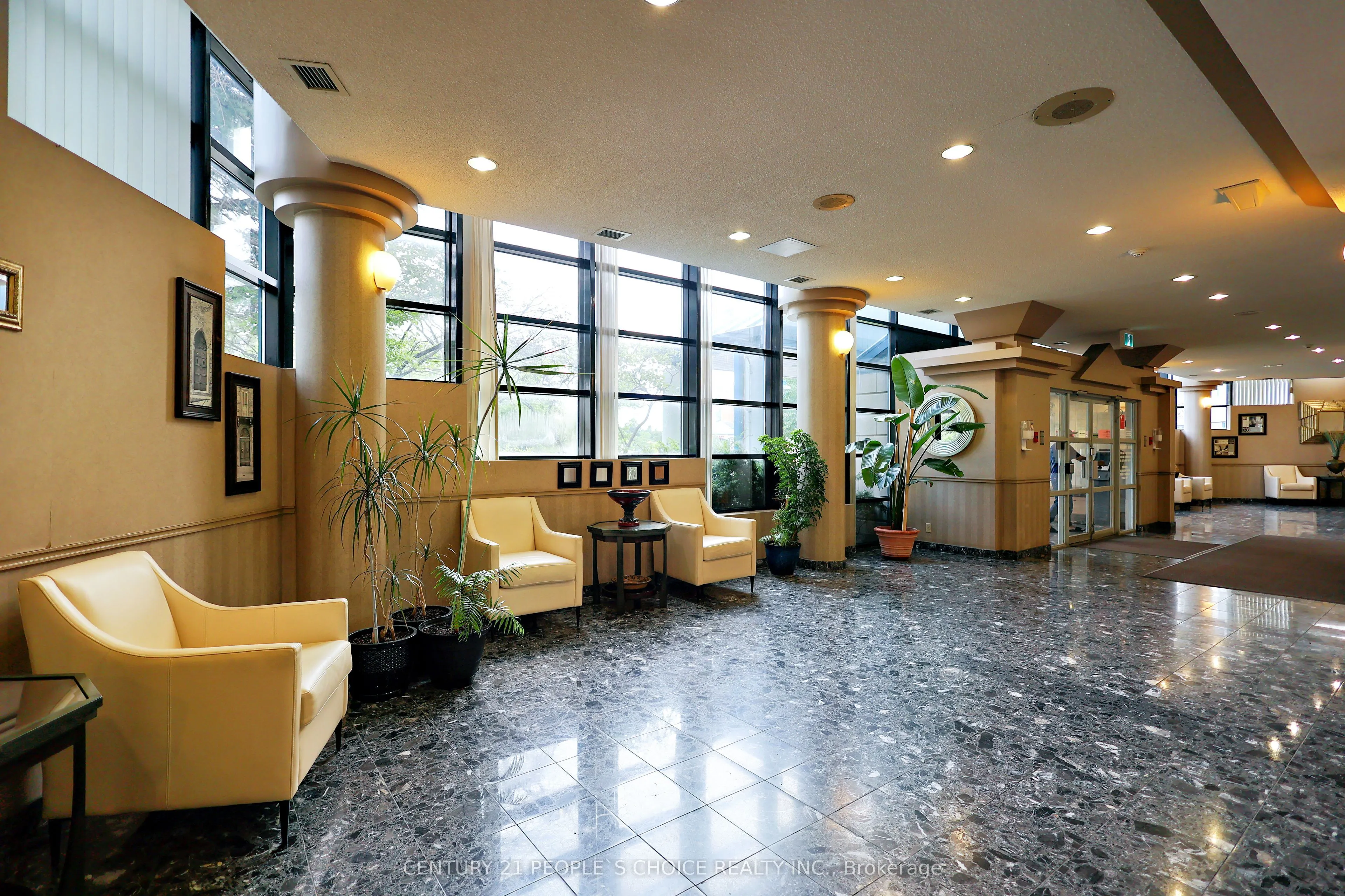 35 Trailwood Drive, #411