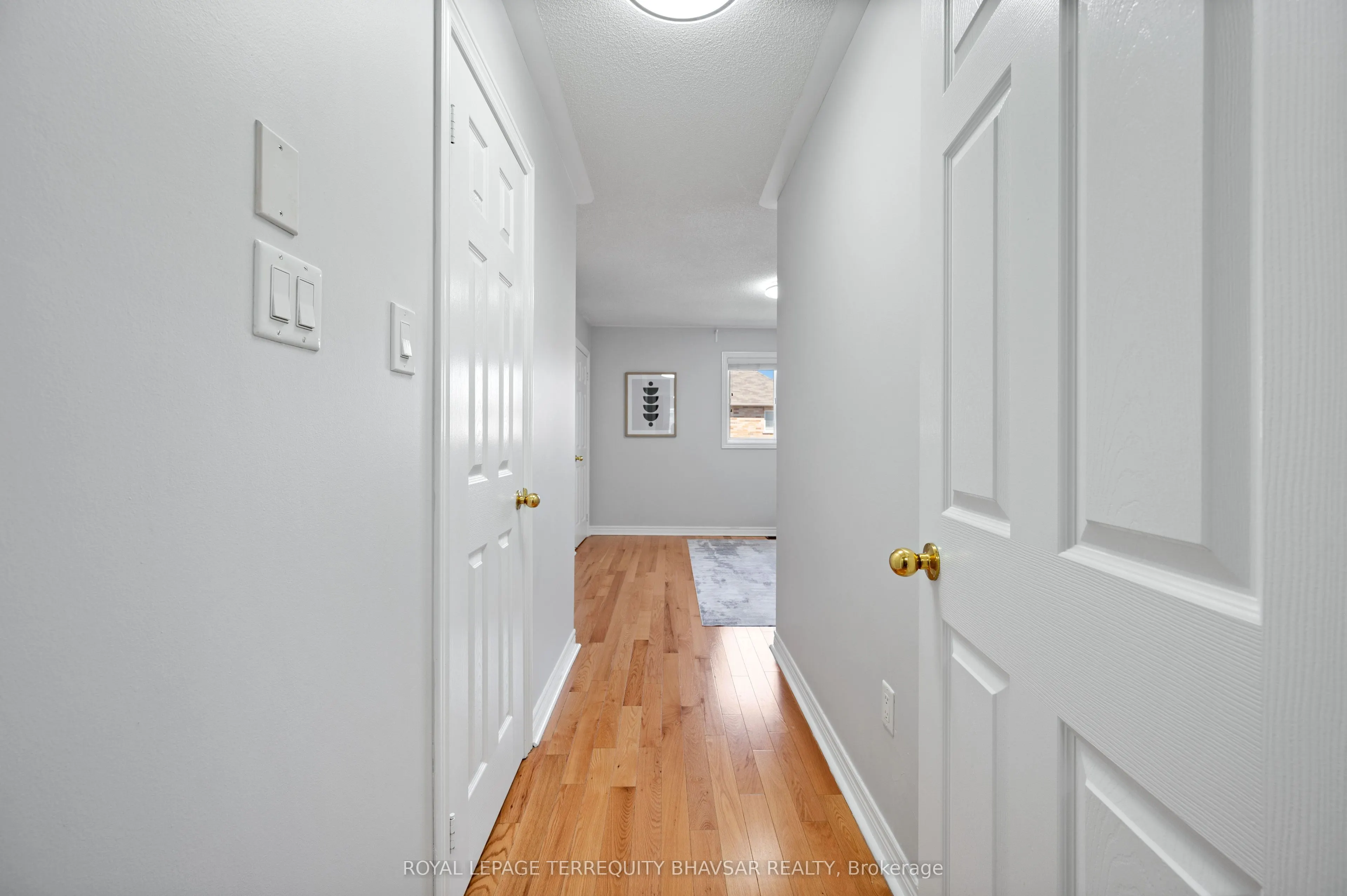 315 Comiskey Crescent