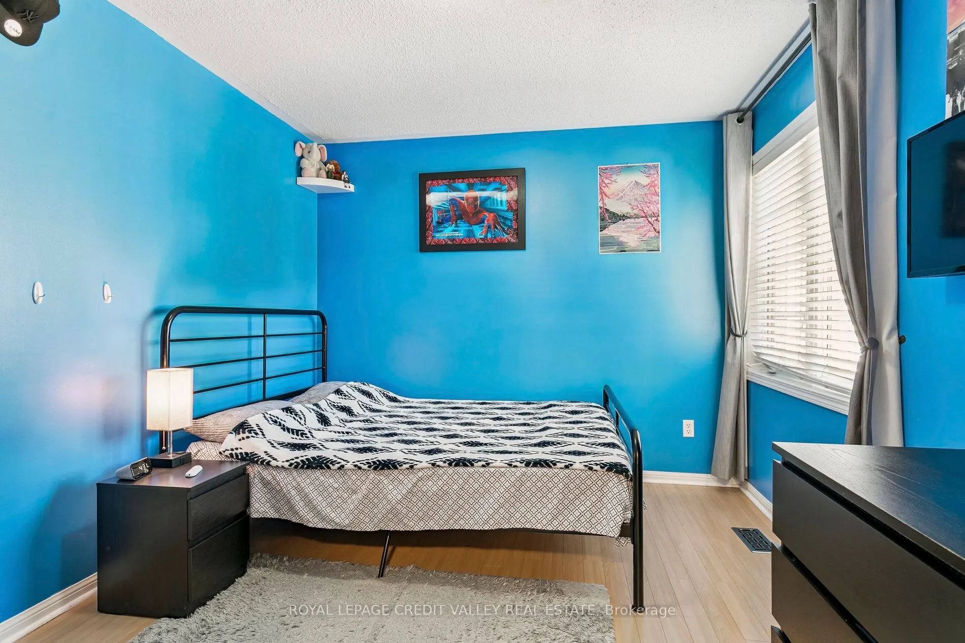 4 Mendoza Drive