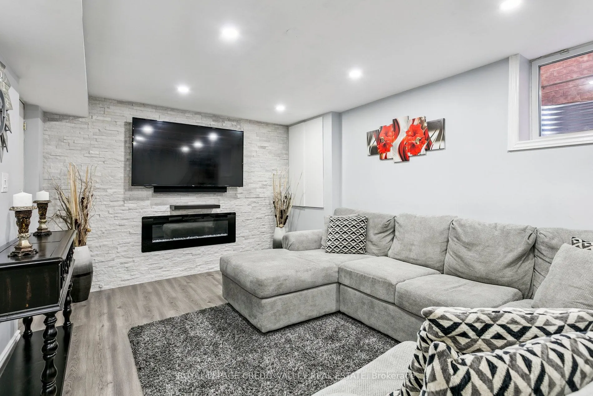 4 Mendoza Drive