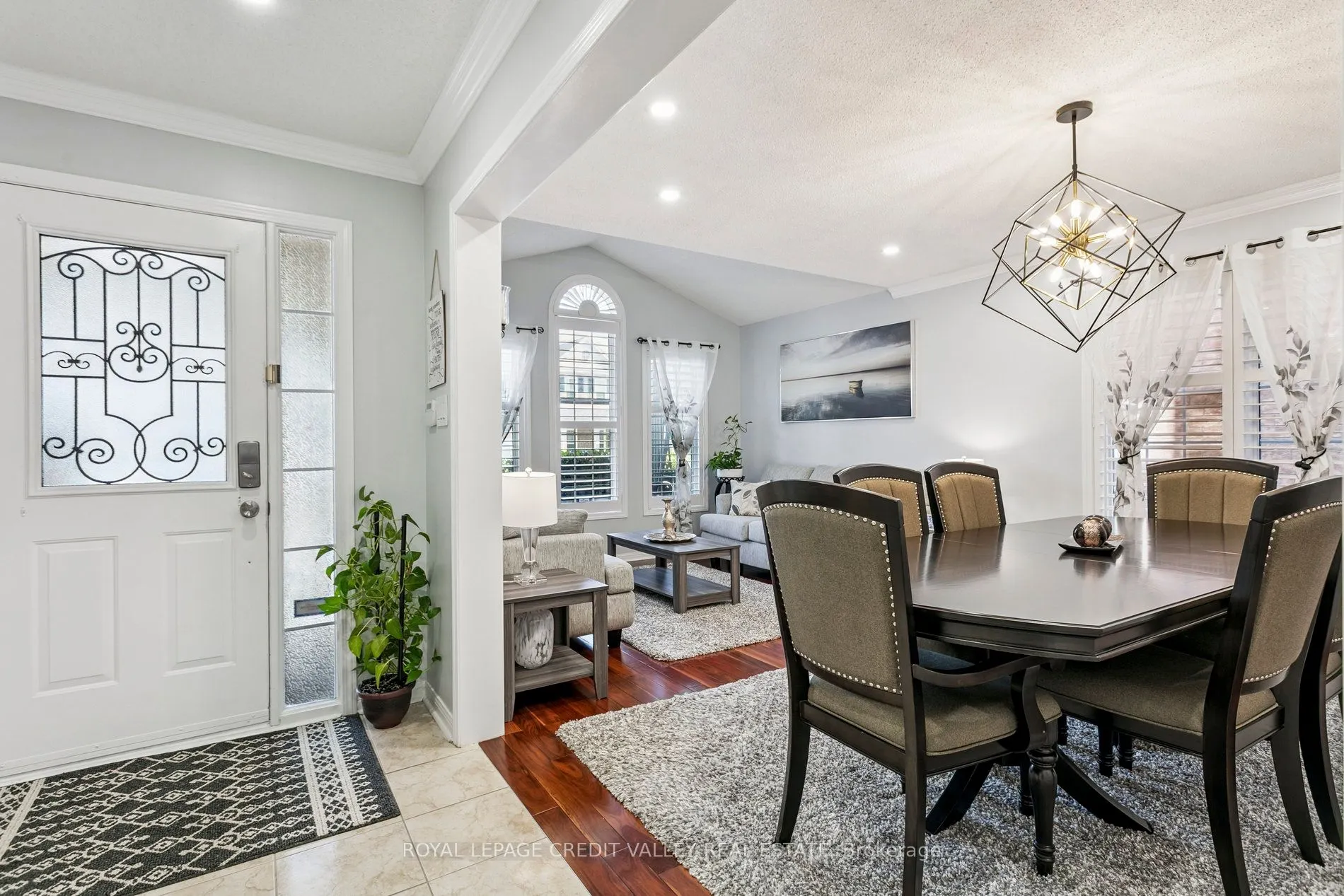 4 Mendoza Drive