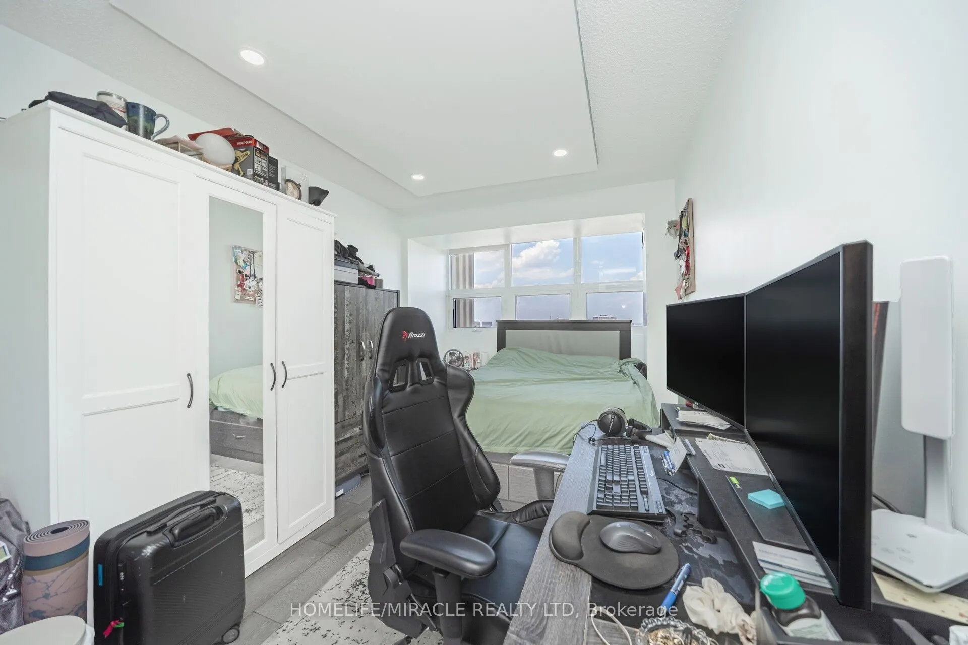 8 Lisa Street, #1802