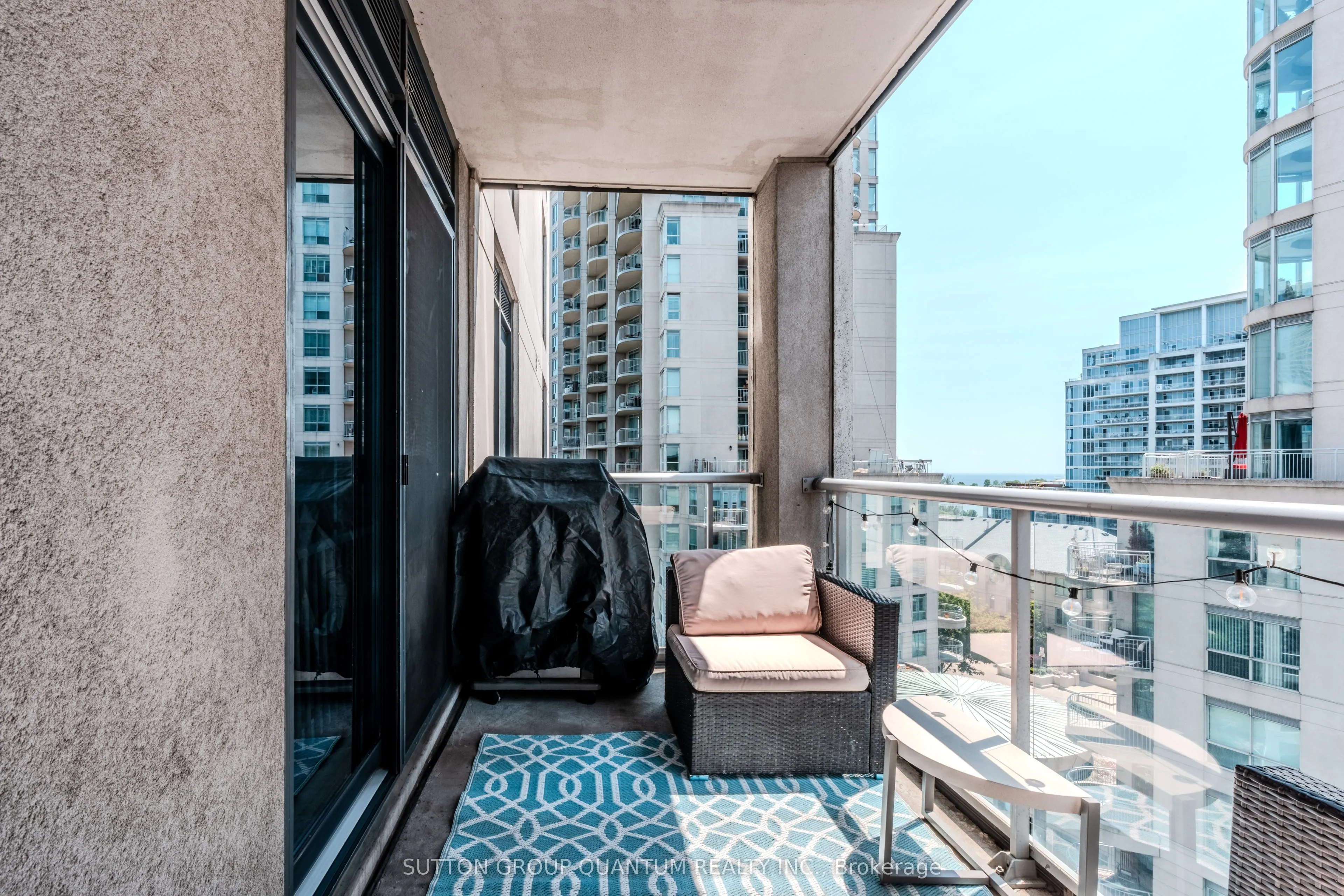 2087 Lake Shore Boulevard W, #706