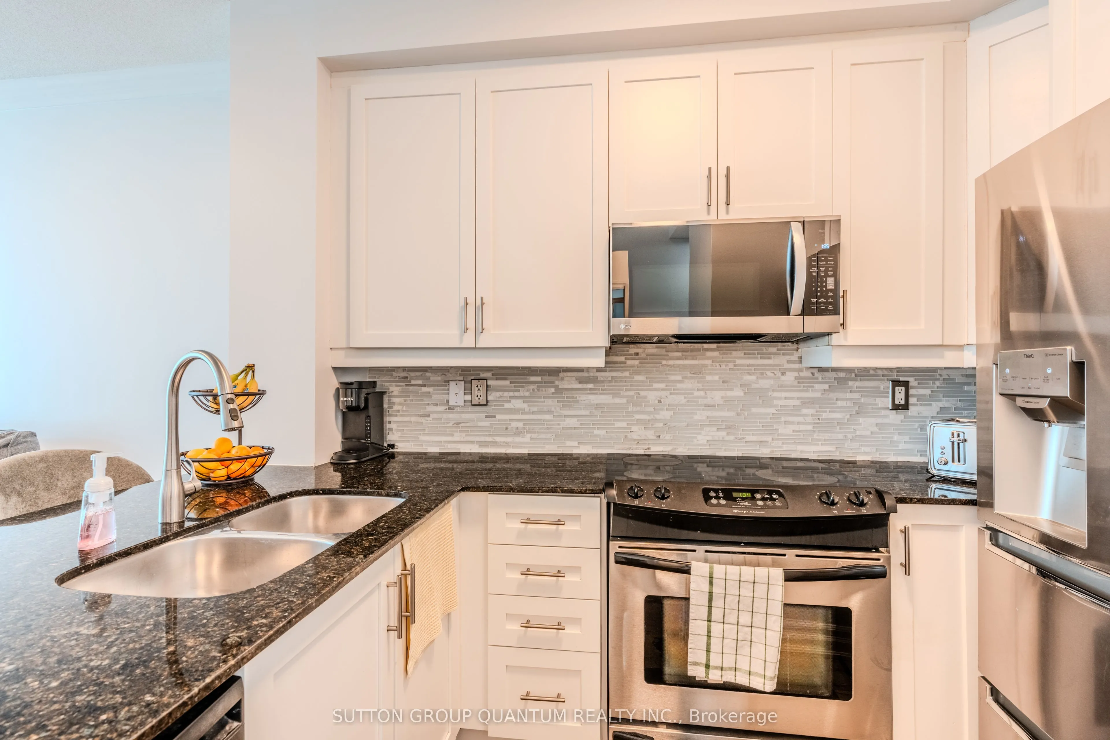 2087 Lake Shore Boulevard W, #706