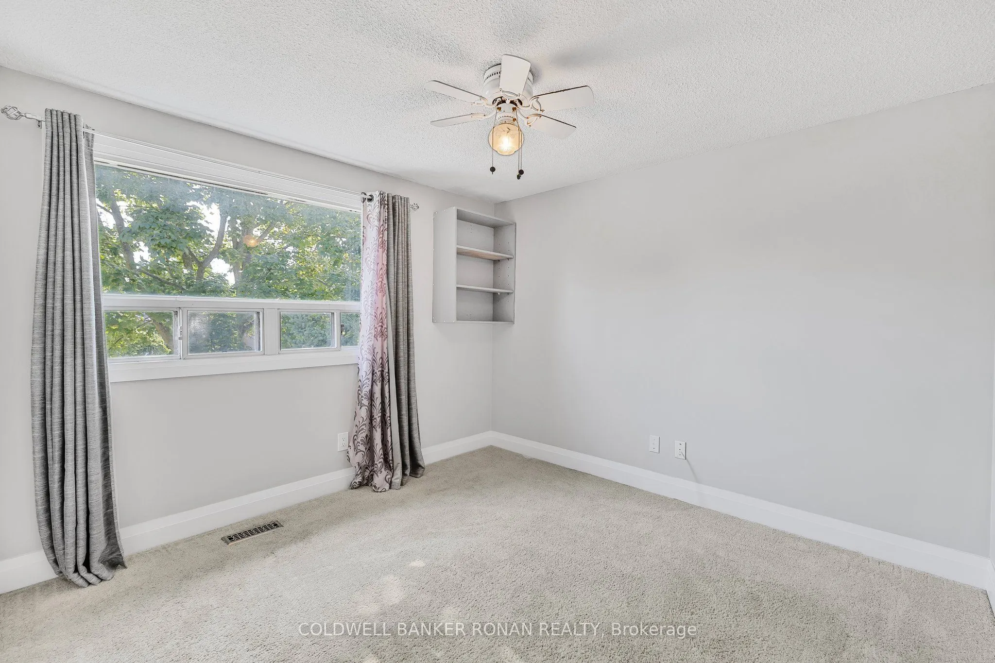 170 Burbank Crescent