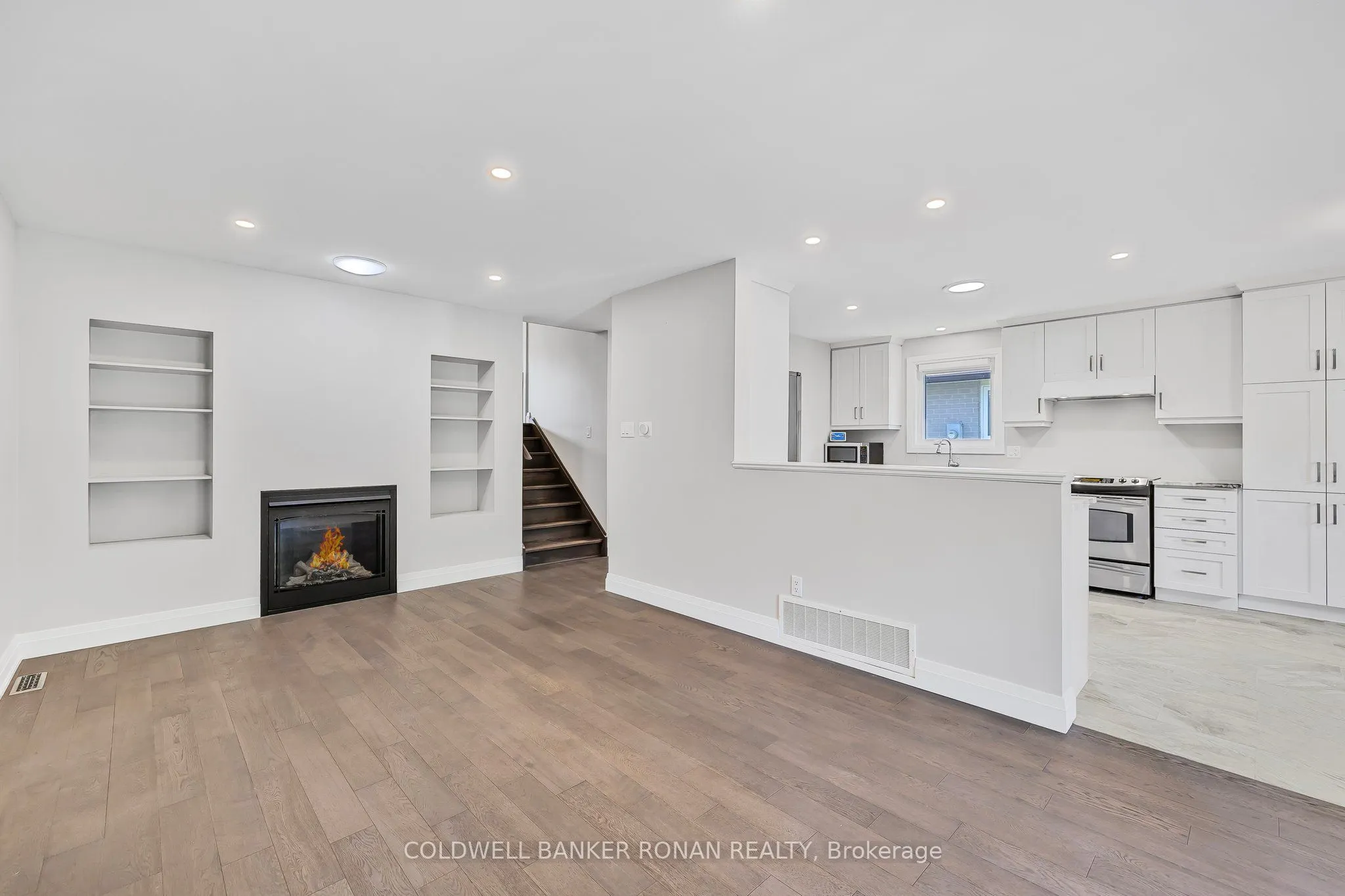 170 Burbank Crescent