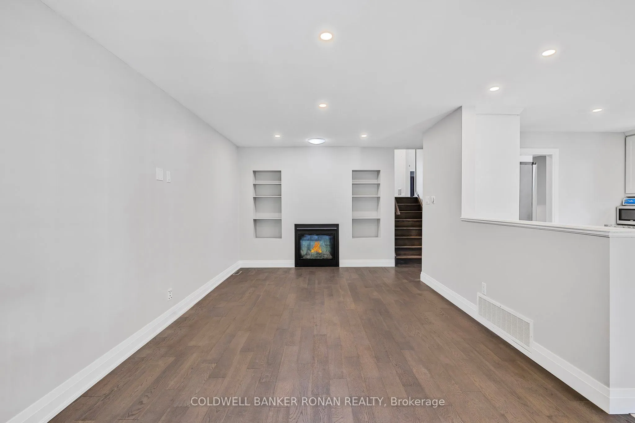 170 Burbank Crescent