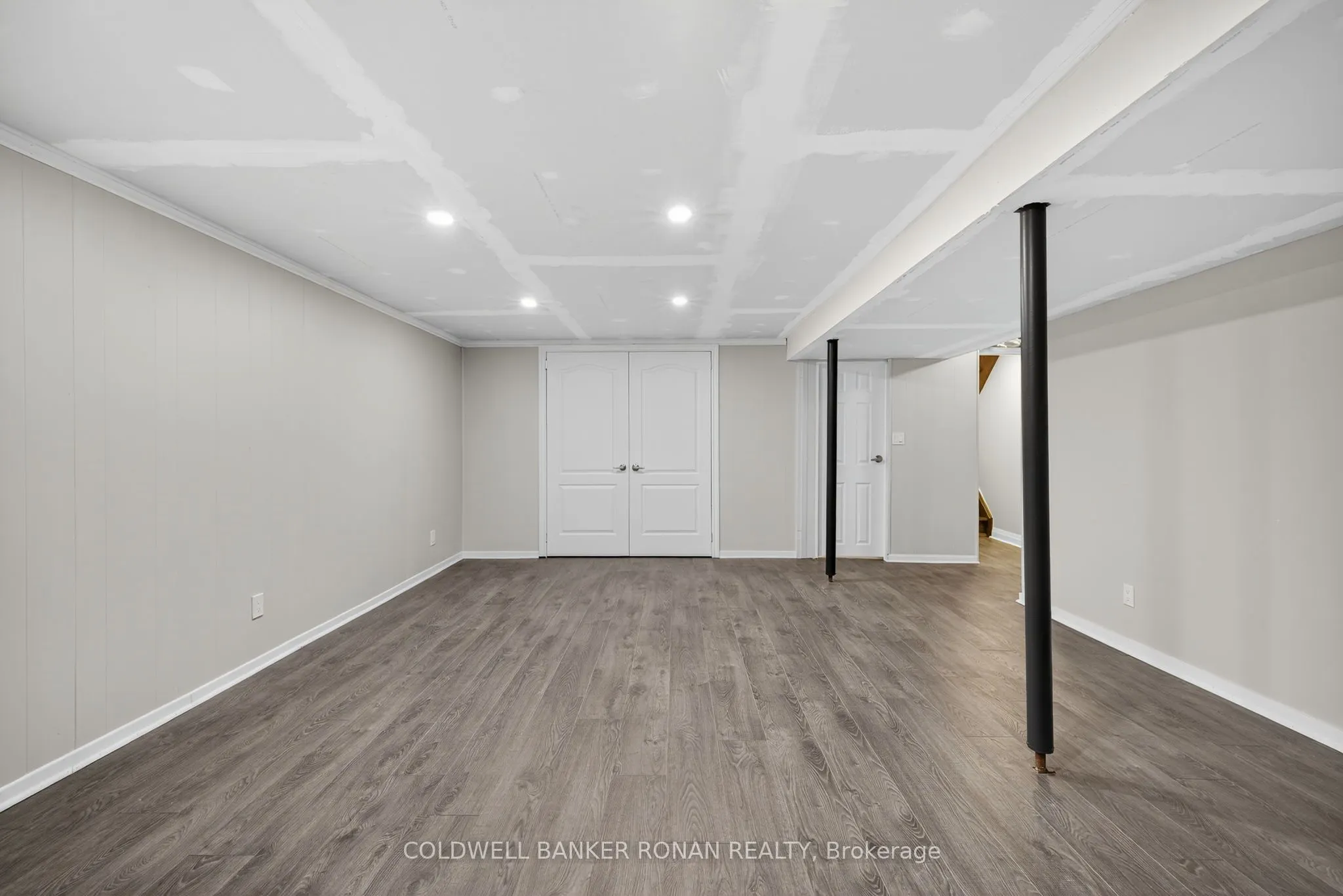 170 Burbank Crescent