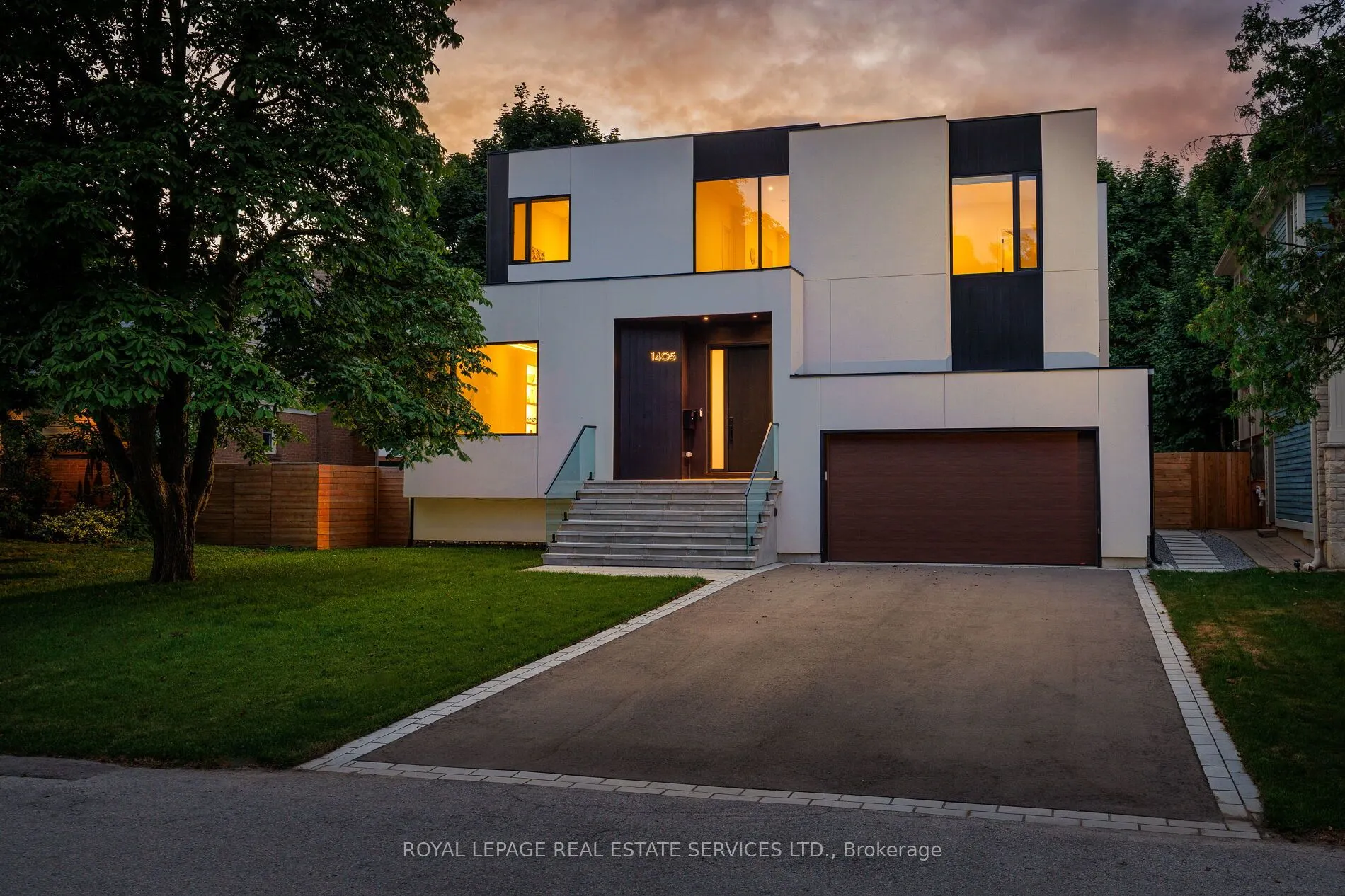 1405 Acton Crescent
