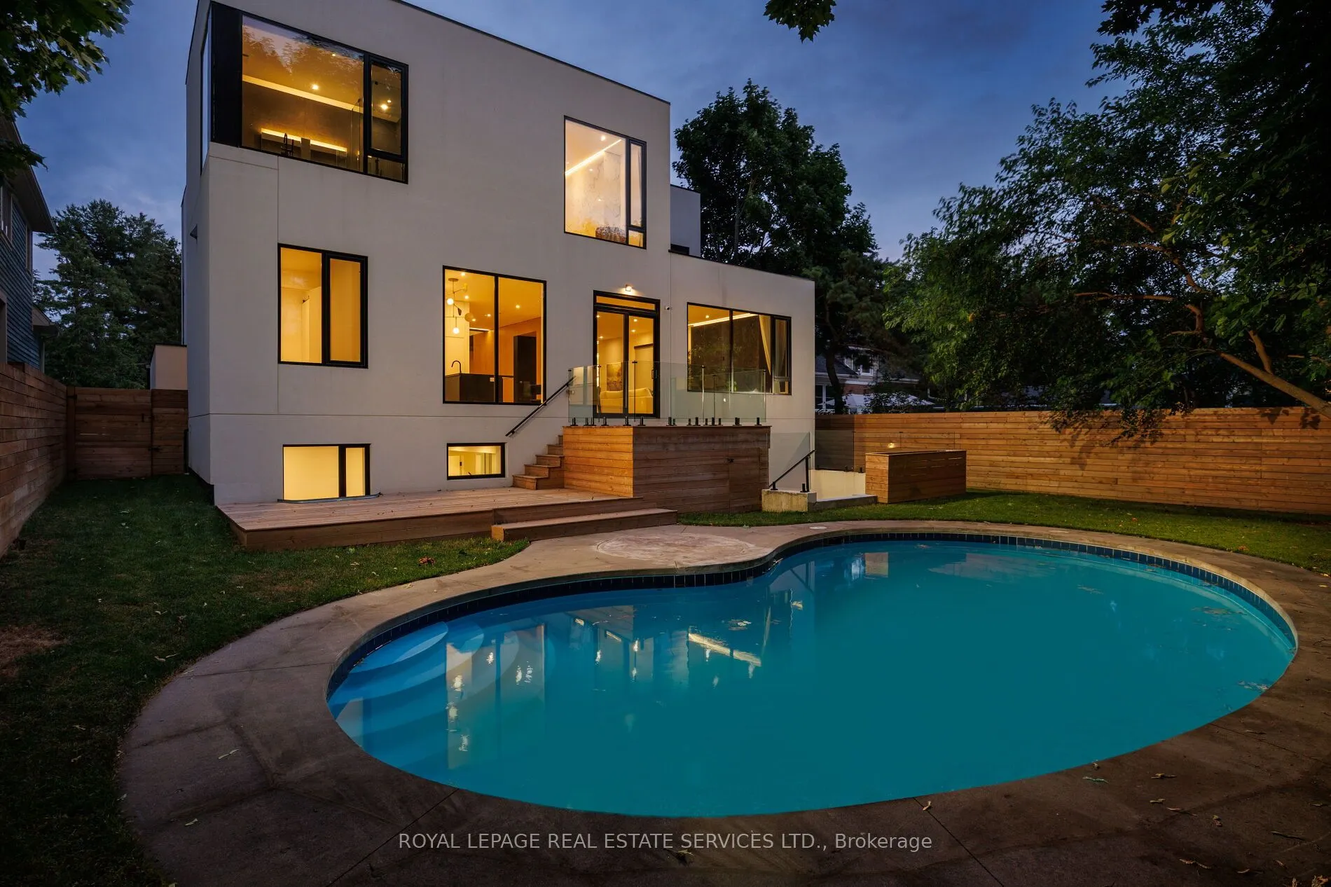 1405 Acton Crescent
