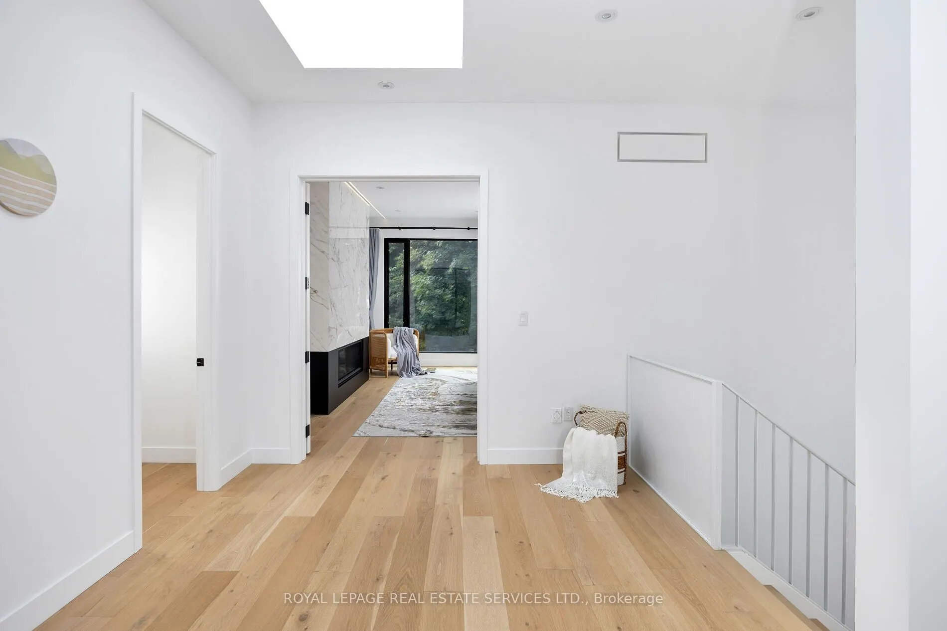 1405 Acton Crescent