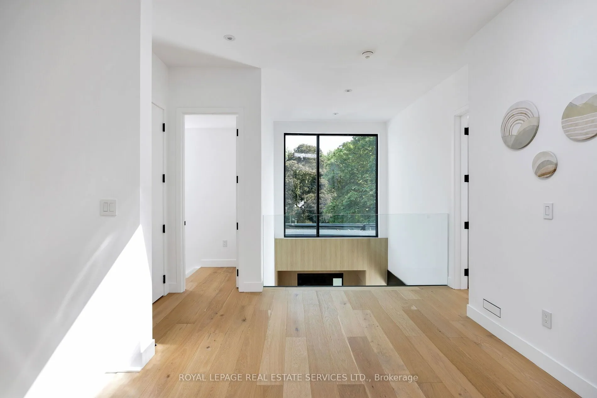 1405 Acton Crescent