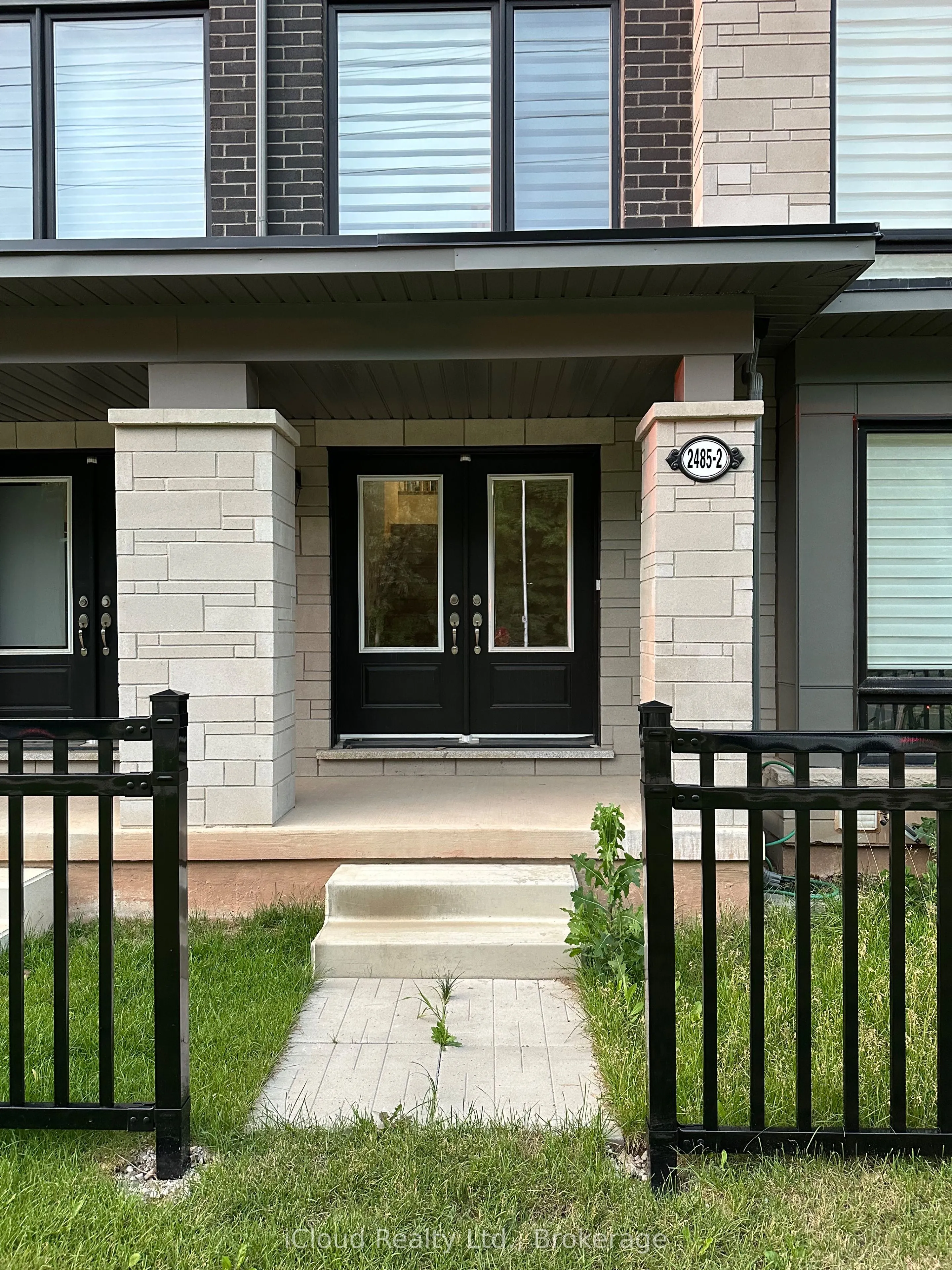 2485 Badger Crescent, #Unit 2