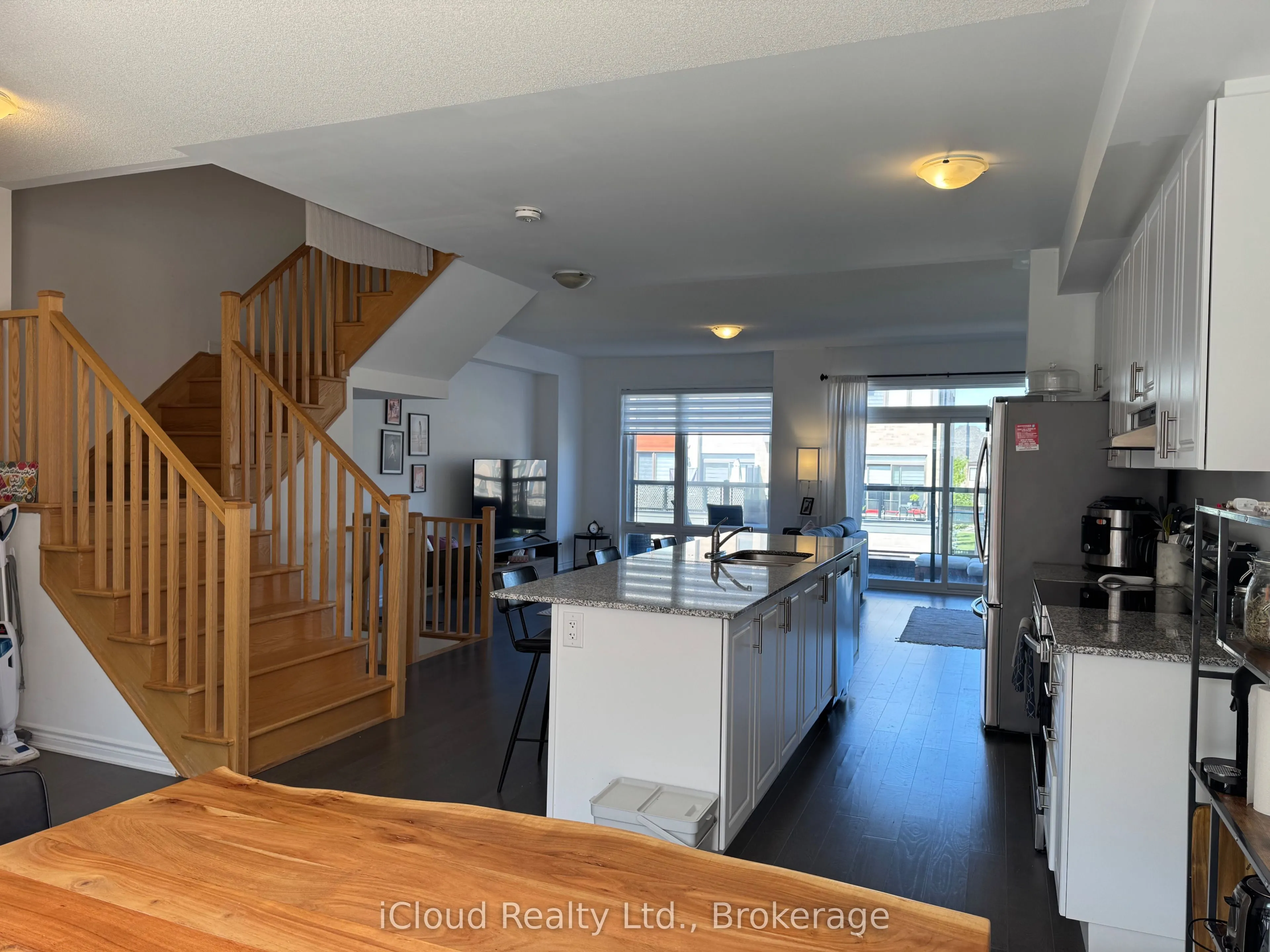 2485 Badger Crescent, #Unit 2