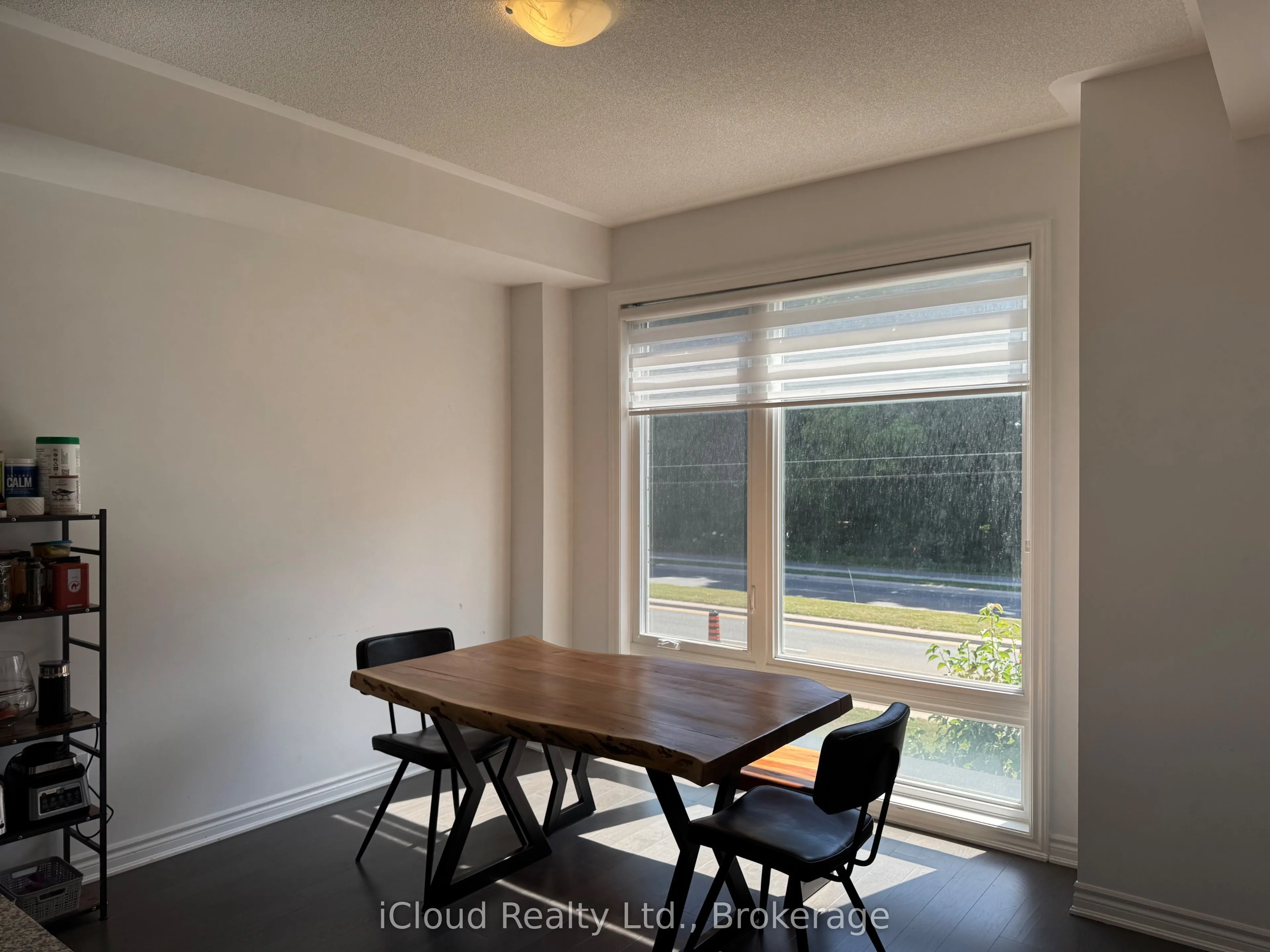 2485 Badger Crescent, #Unit 2