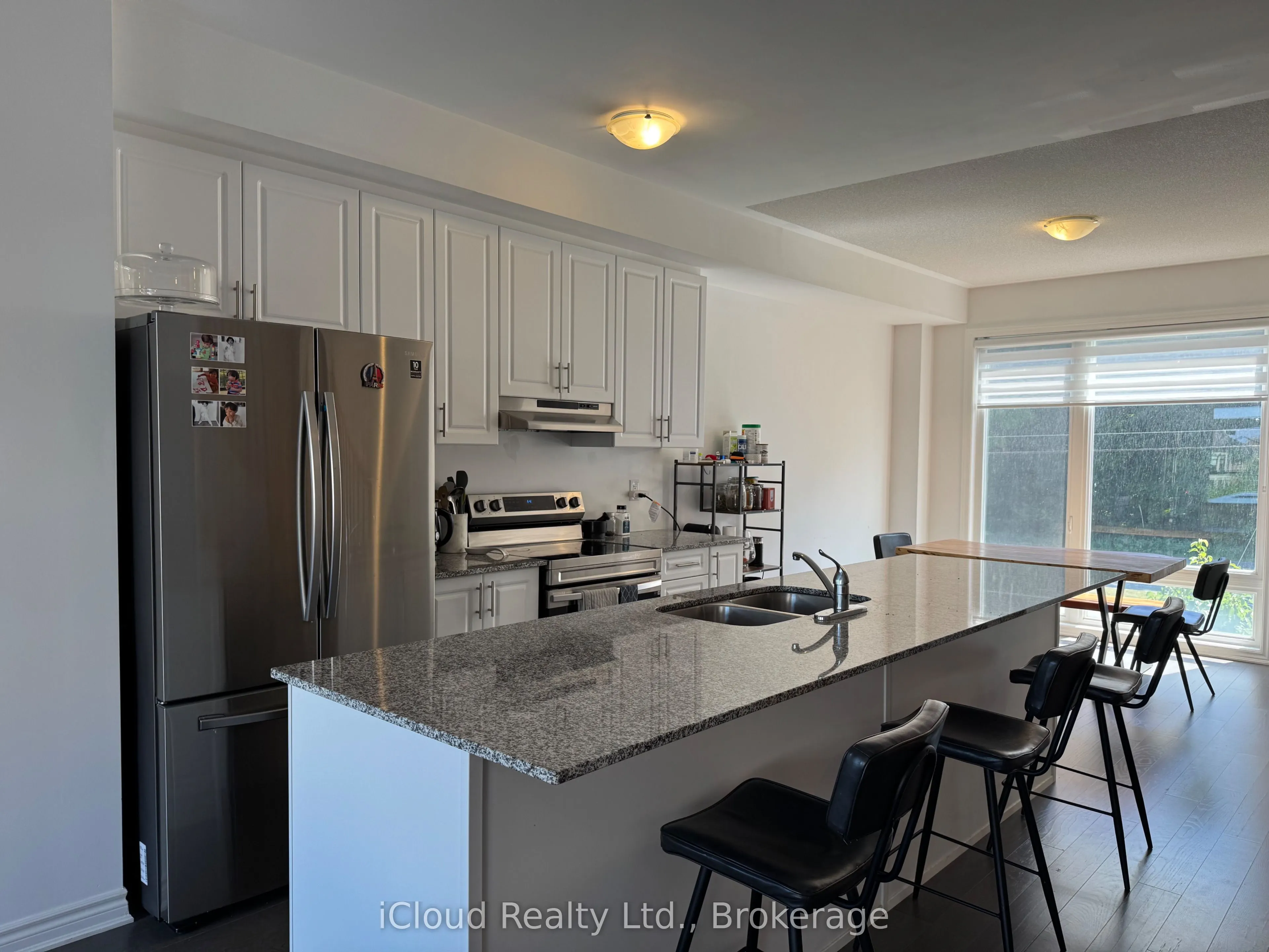 2485 Badger Crescent, #Unit 2