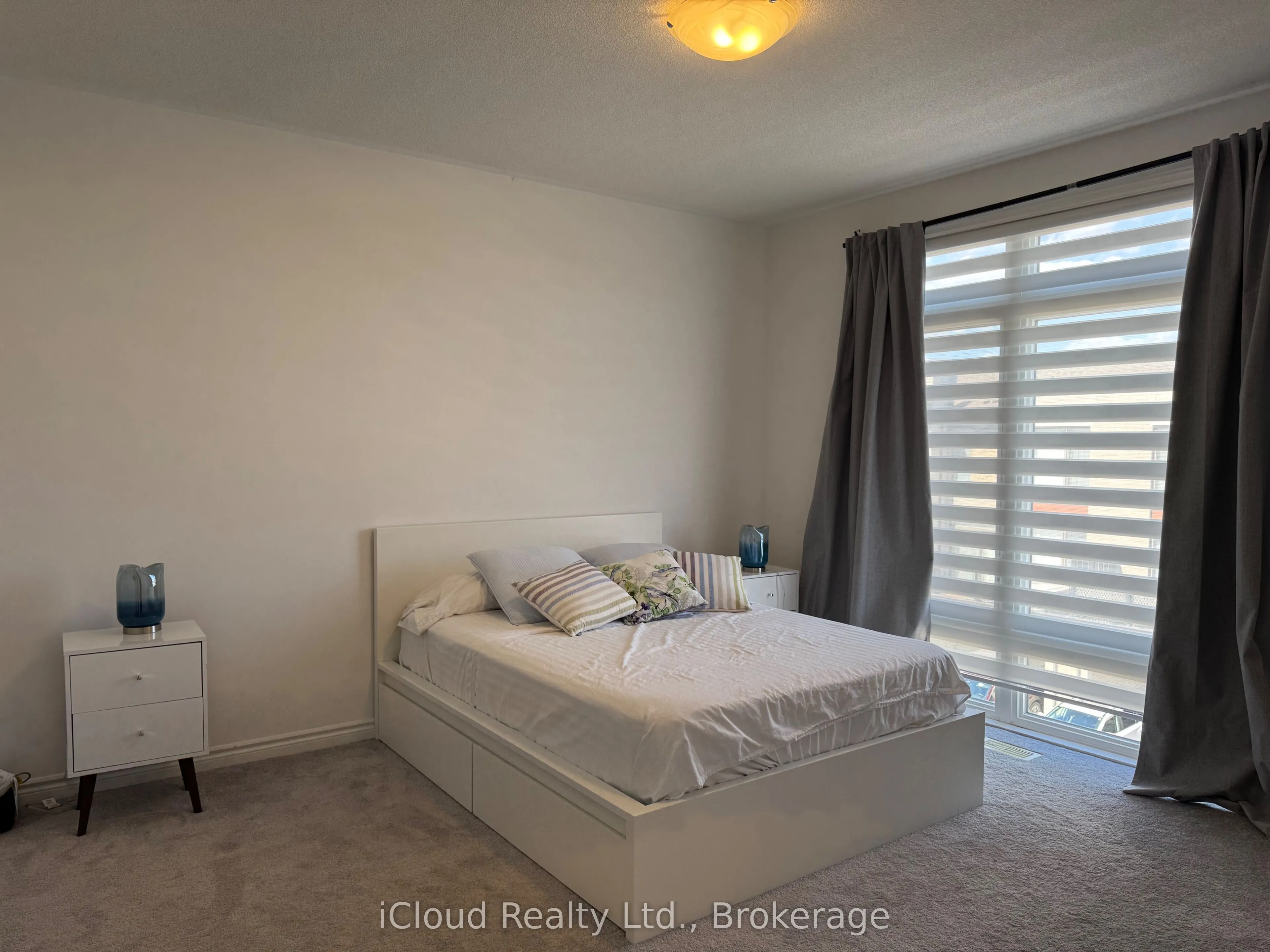 2485 Badger Crescent, #Unit 2