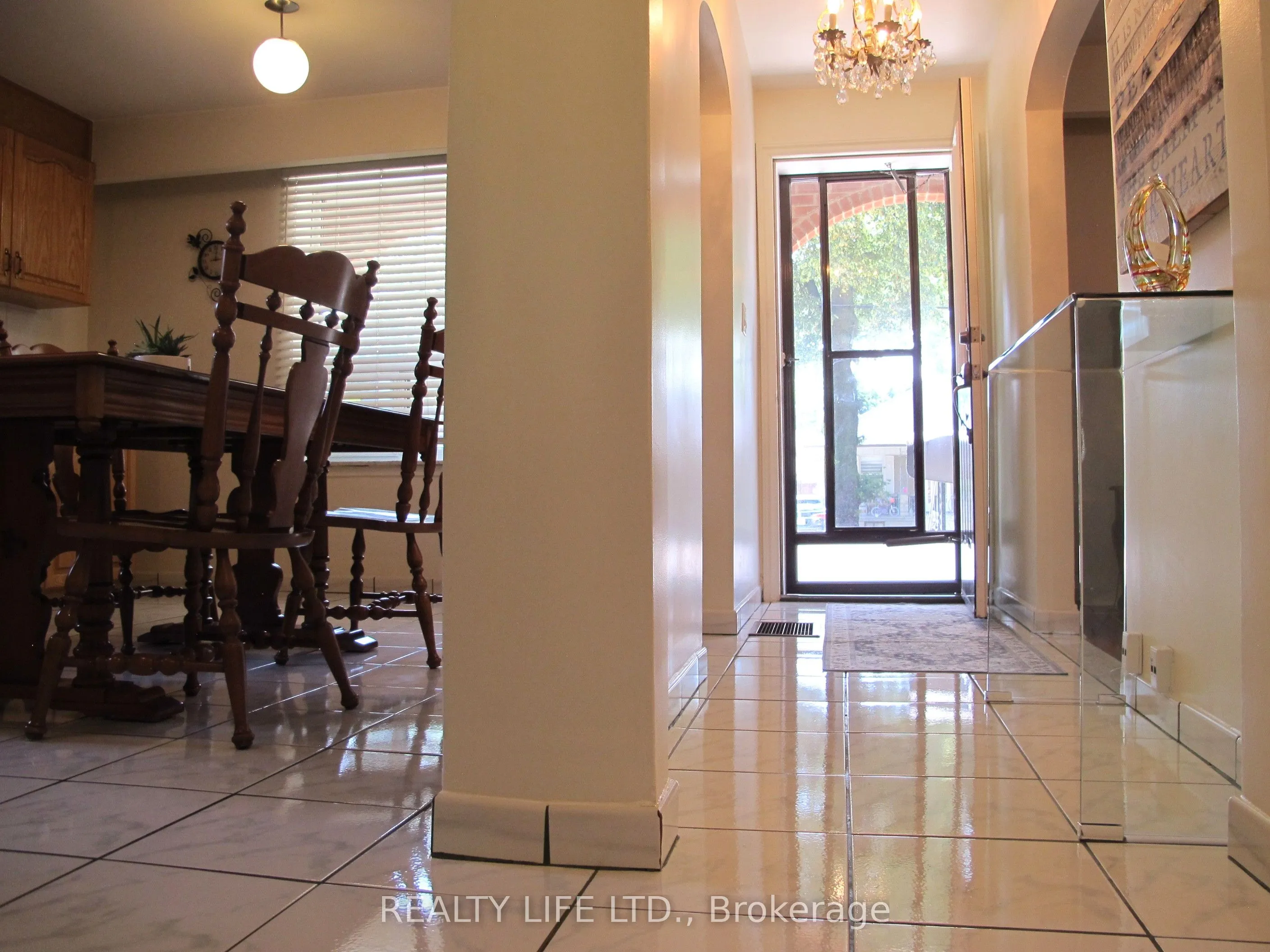 4 Rosalie Avenue
