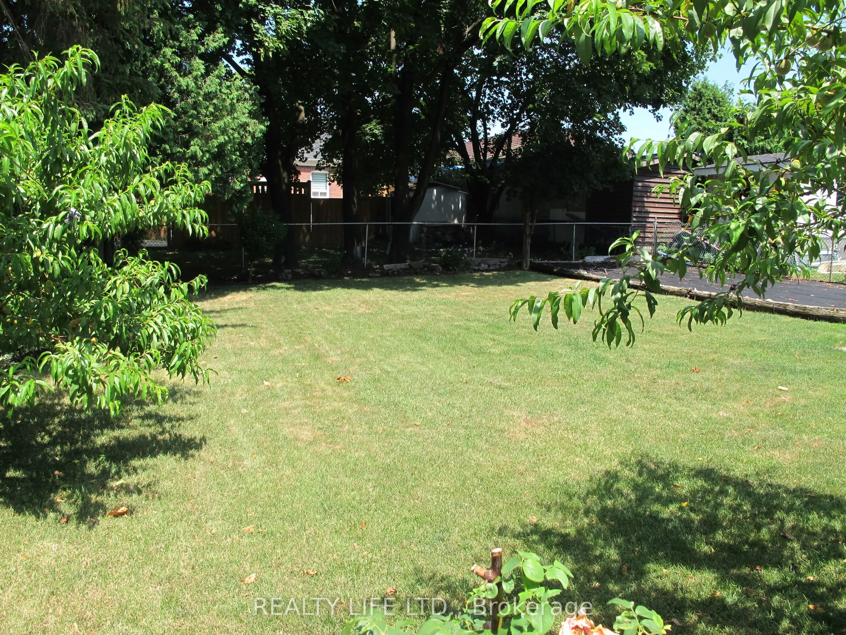 4 Rosalie Avenue