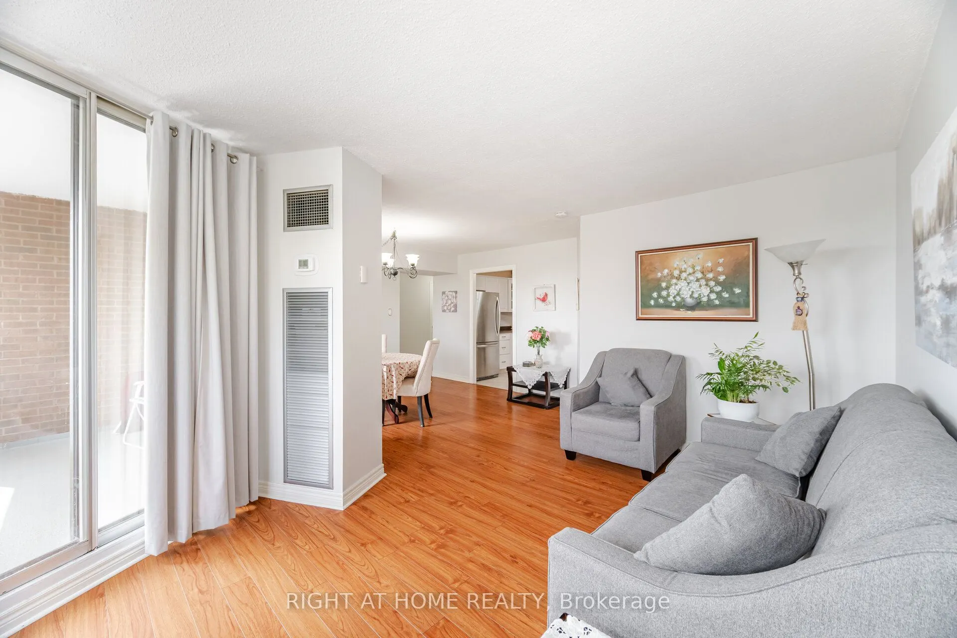 1580 Mississauga Valley Boulevard, #310