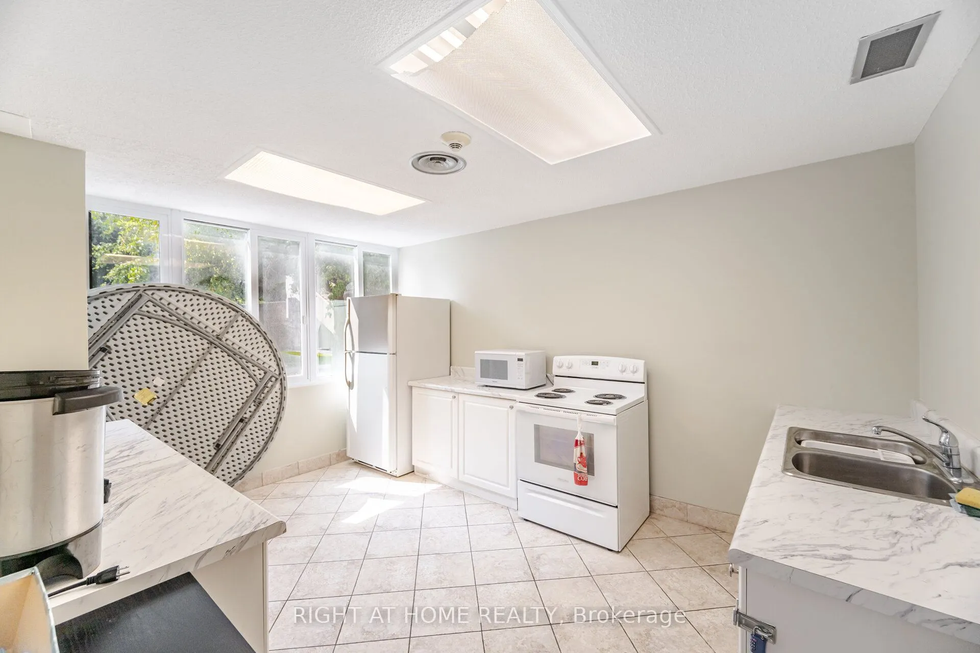 1580 Mississauga Valley Boulevard, #310