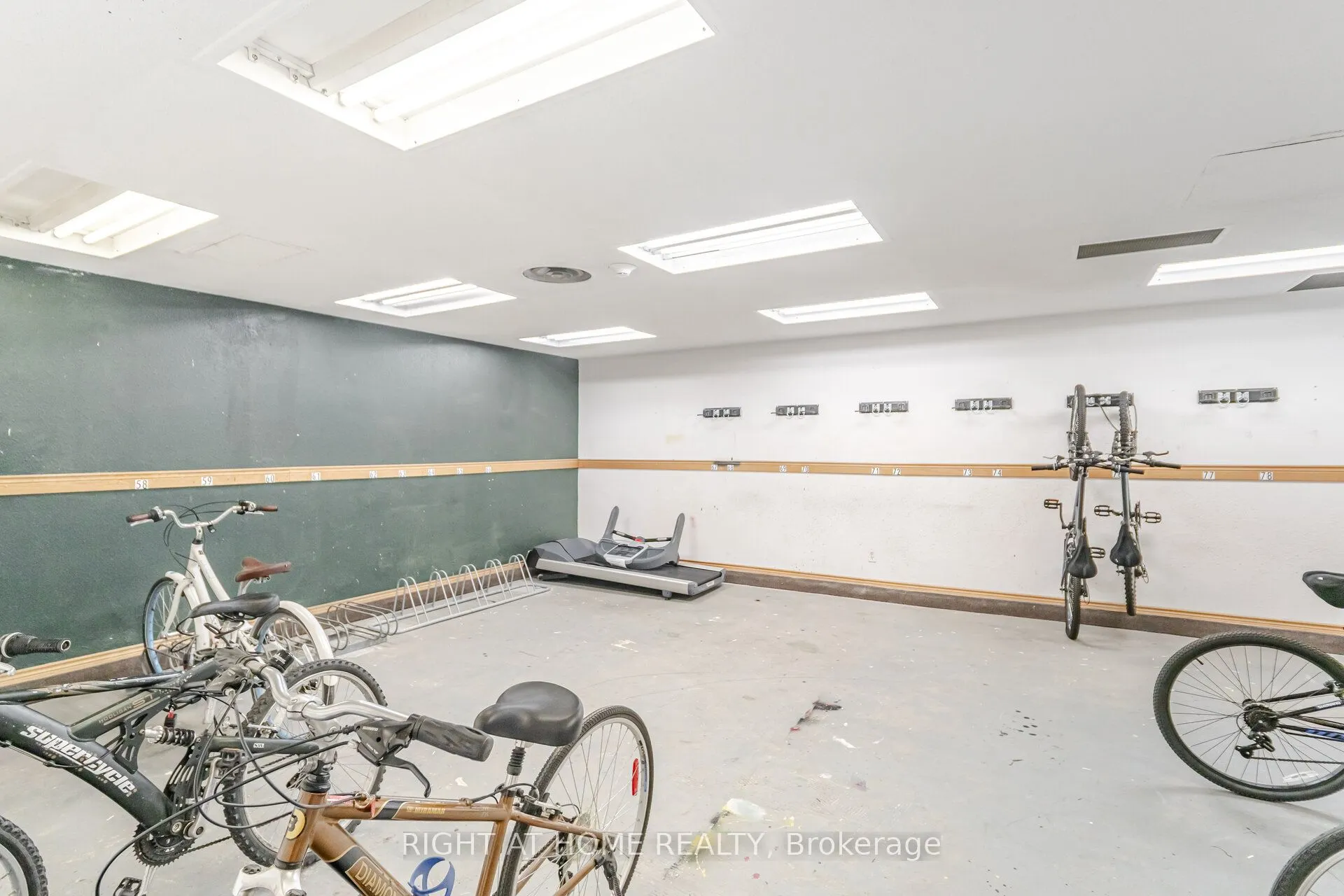 1580 Mississauga Valley Boulevard, #310